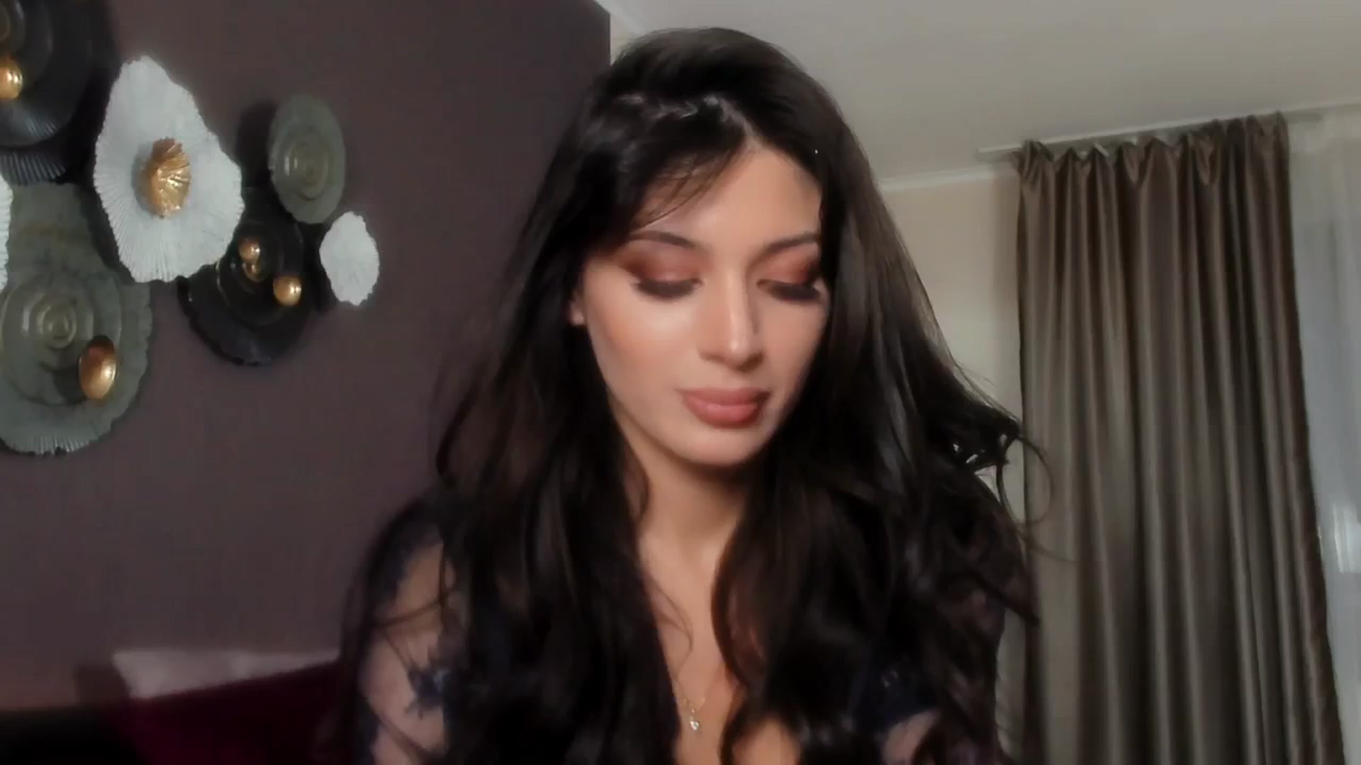 Gallery image thumbnail from Angel_on_Duty's myfreecams stream on, 04/26/2024, 02:15 image 13 of 20