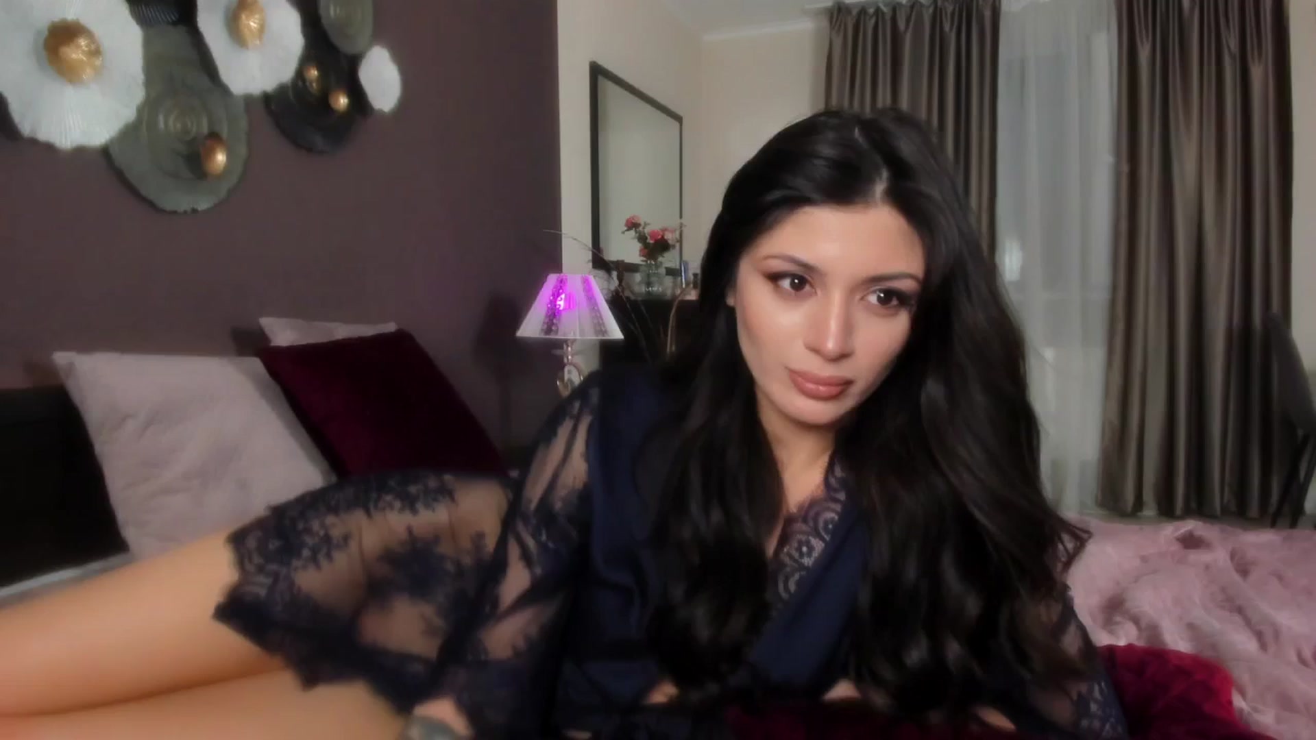 Gallery image thumbnail from Angel_on_Duty's myfreecams stream on, 04/26/2024, 02:15 image 1 of 20
