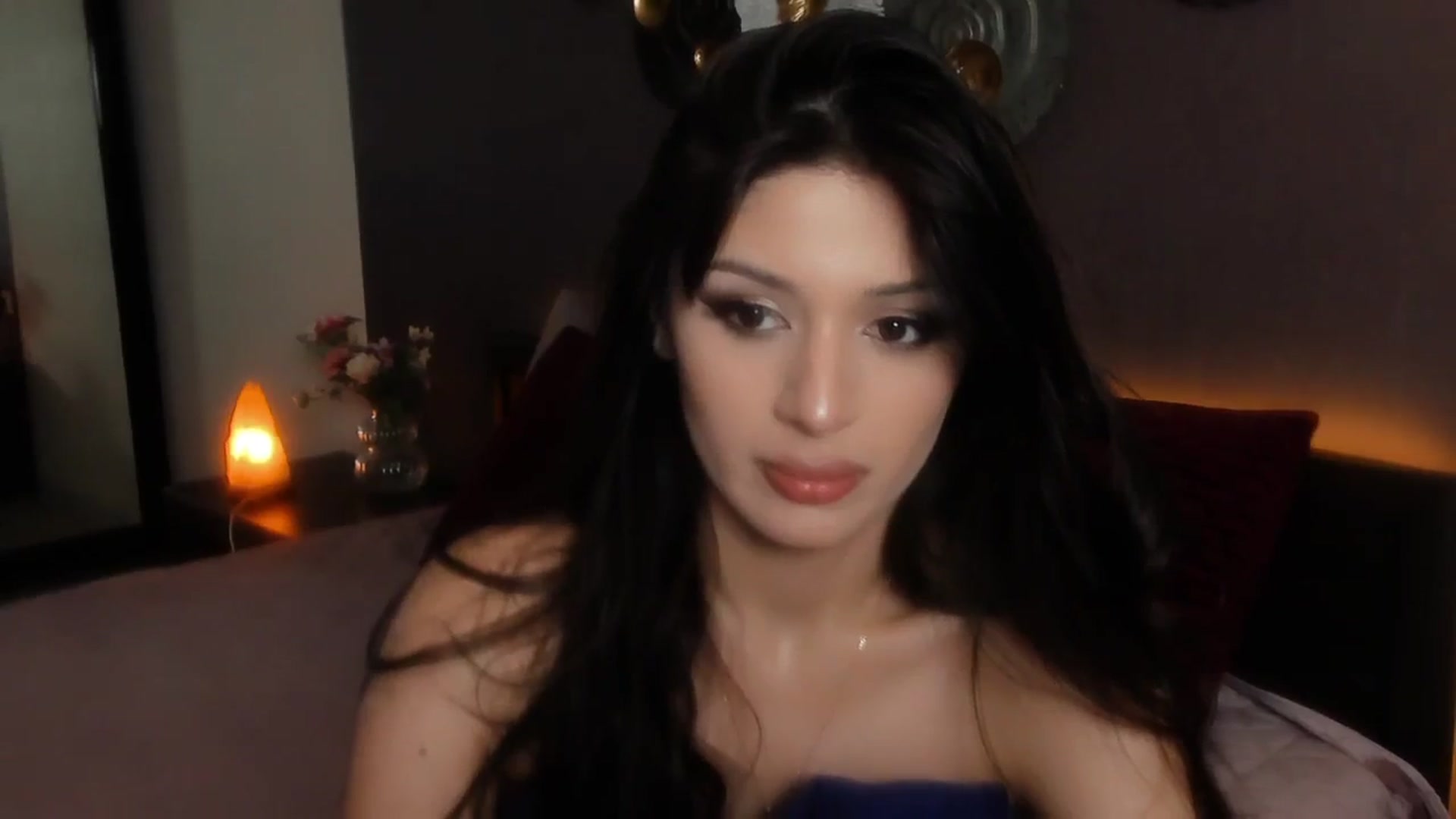 Gallery image thumbnail from Angel_on_Duty's myfreecams stream on, 05/02/2024, 02:45 image 20 of 20