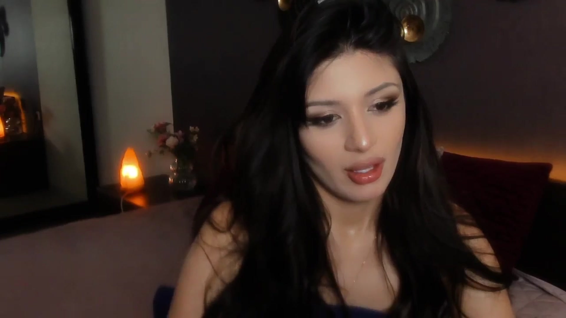 Gallery image thumbnail from Angel_on_Duty's myfreecams stream on, 05/02/2024, 02:45 image 8 of 20