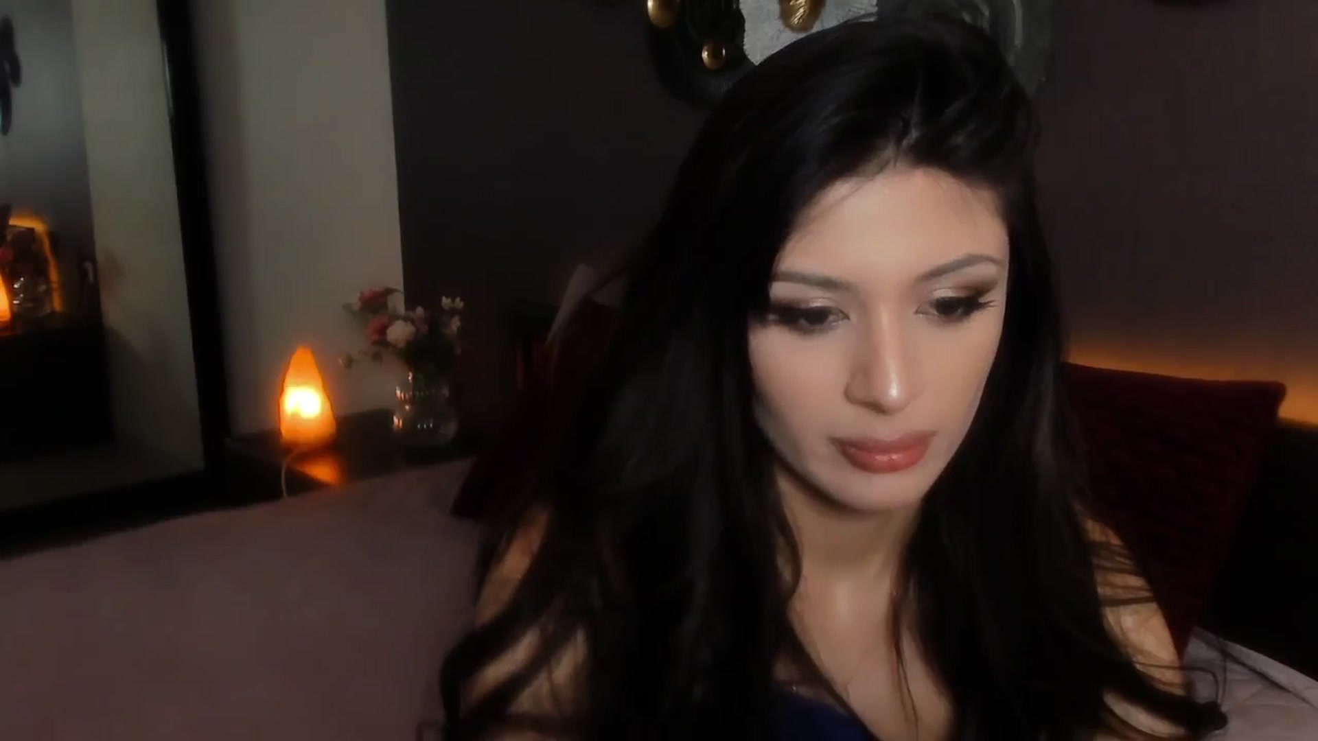 Gallery image thumbnail from Angel_on_Duty's myfreecams stream on, 05/02/2024, 02:45 image 12 of 20