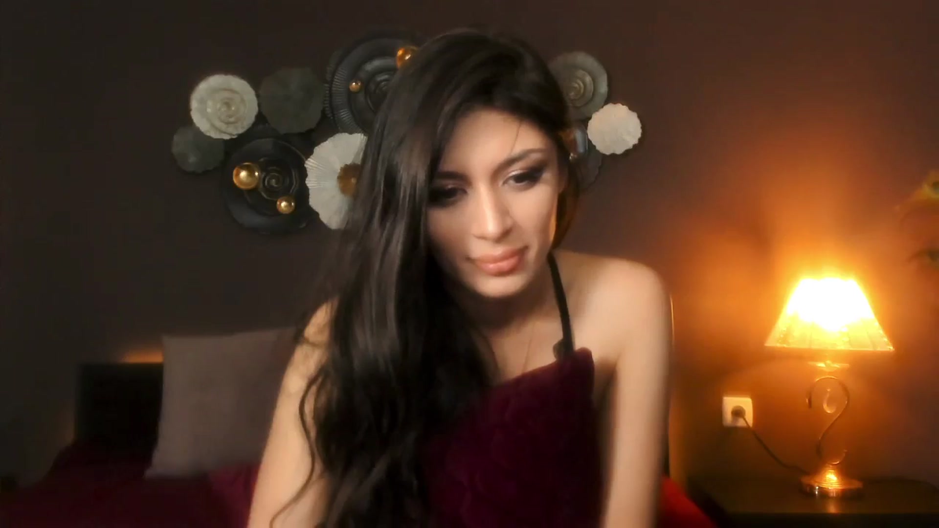 Gallery image thumbnail from Angel_on_Duty's myfreecams stream on, 05/09/2024, 24:02 image 17 of 20