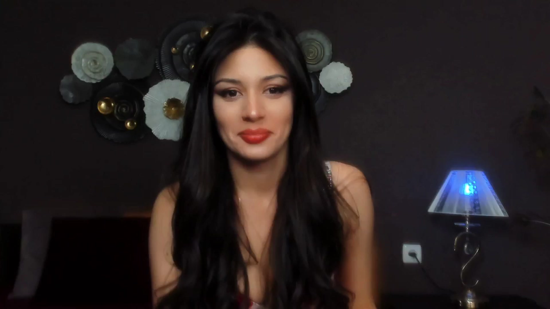 Gallery image thumbnail from Angel_on_Duty's myfreecams stream on, 05/09/2024, 23:37 image 15 of 20