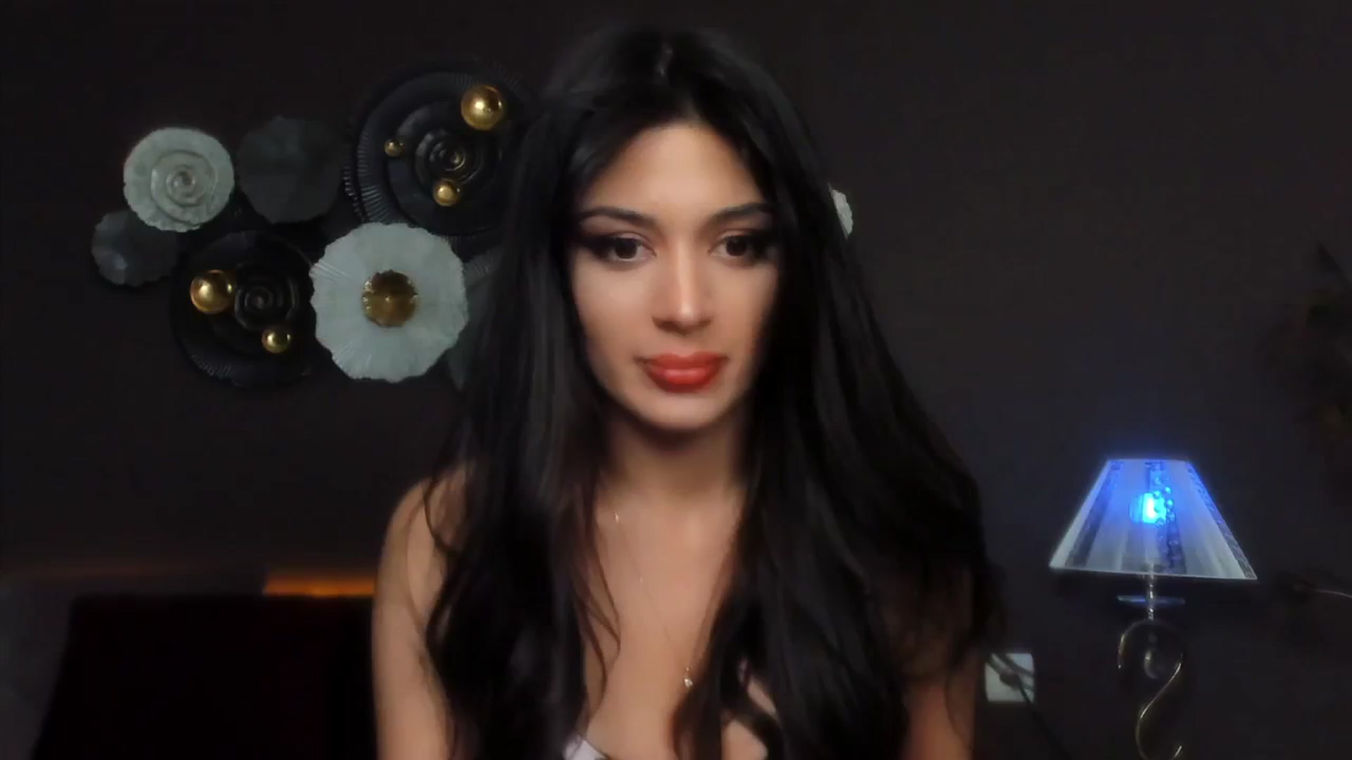 Gallery image thumbnail from Angel_on_Duty's myfreecams stream on, 05/10/2024, 24:35 image 15 of 20