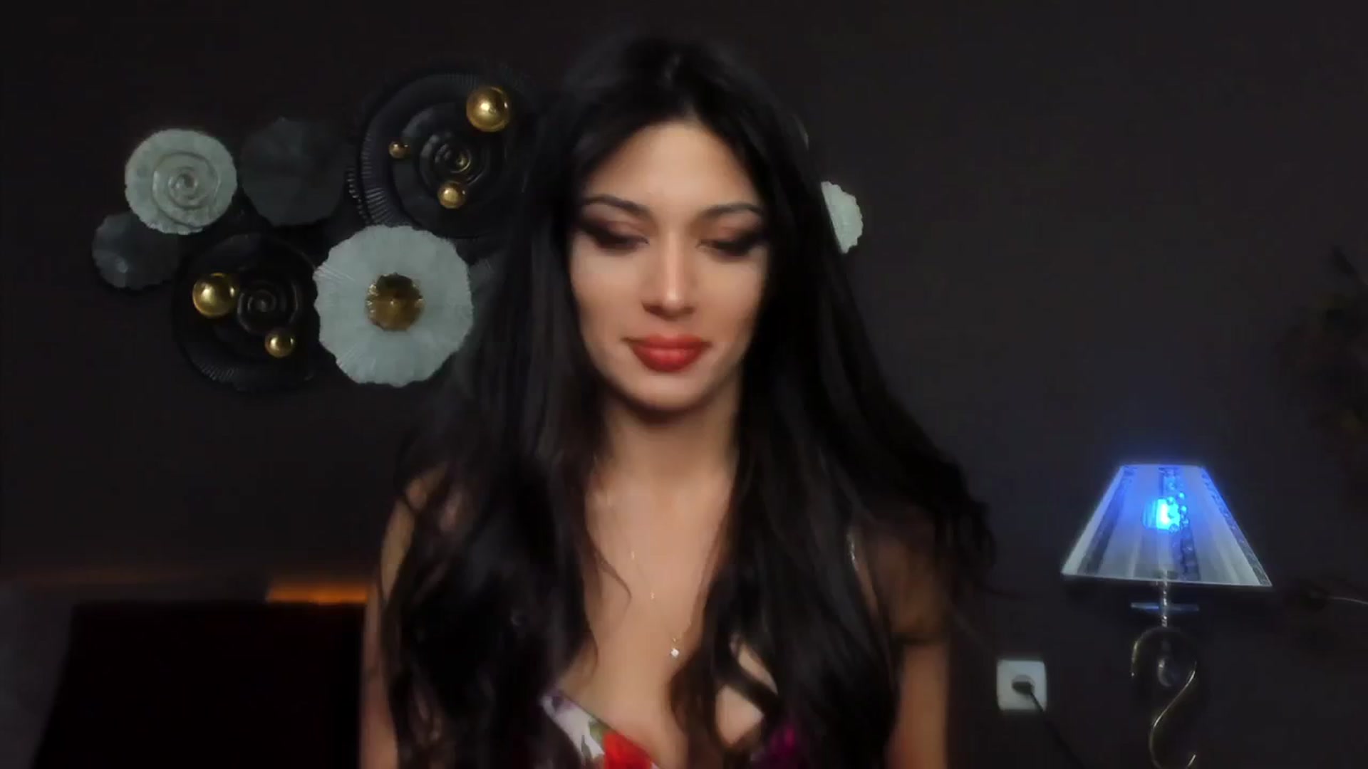 Gallery image thumbnail from Angel_on_Duty's myfreecams stream on, 05/10/2024, 24:35 image 14 of 20