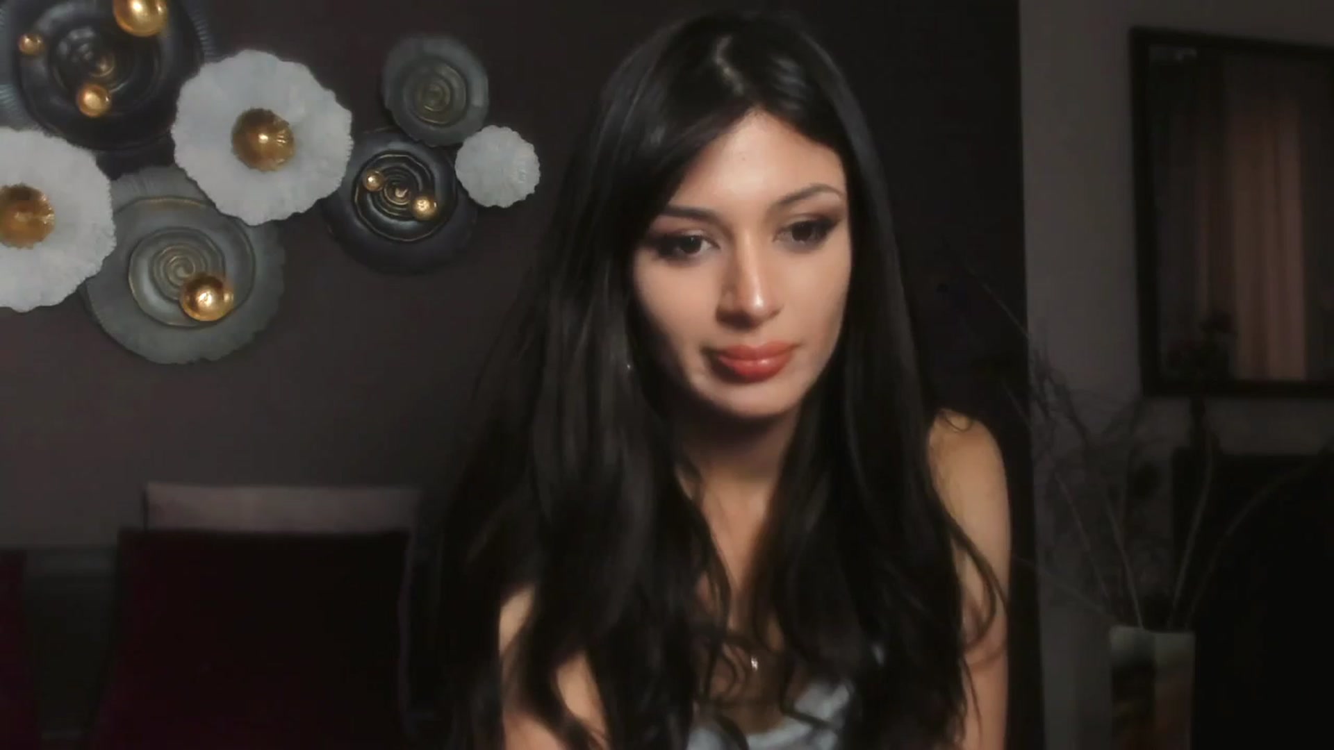 Gallery image thumbnail from Angel_on_Duty's myfreecams stream on, 05/14/2024, 03:18 image 19 of 20