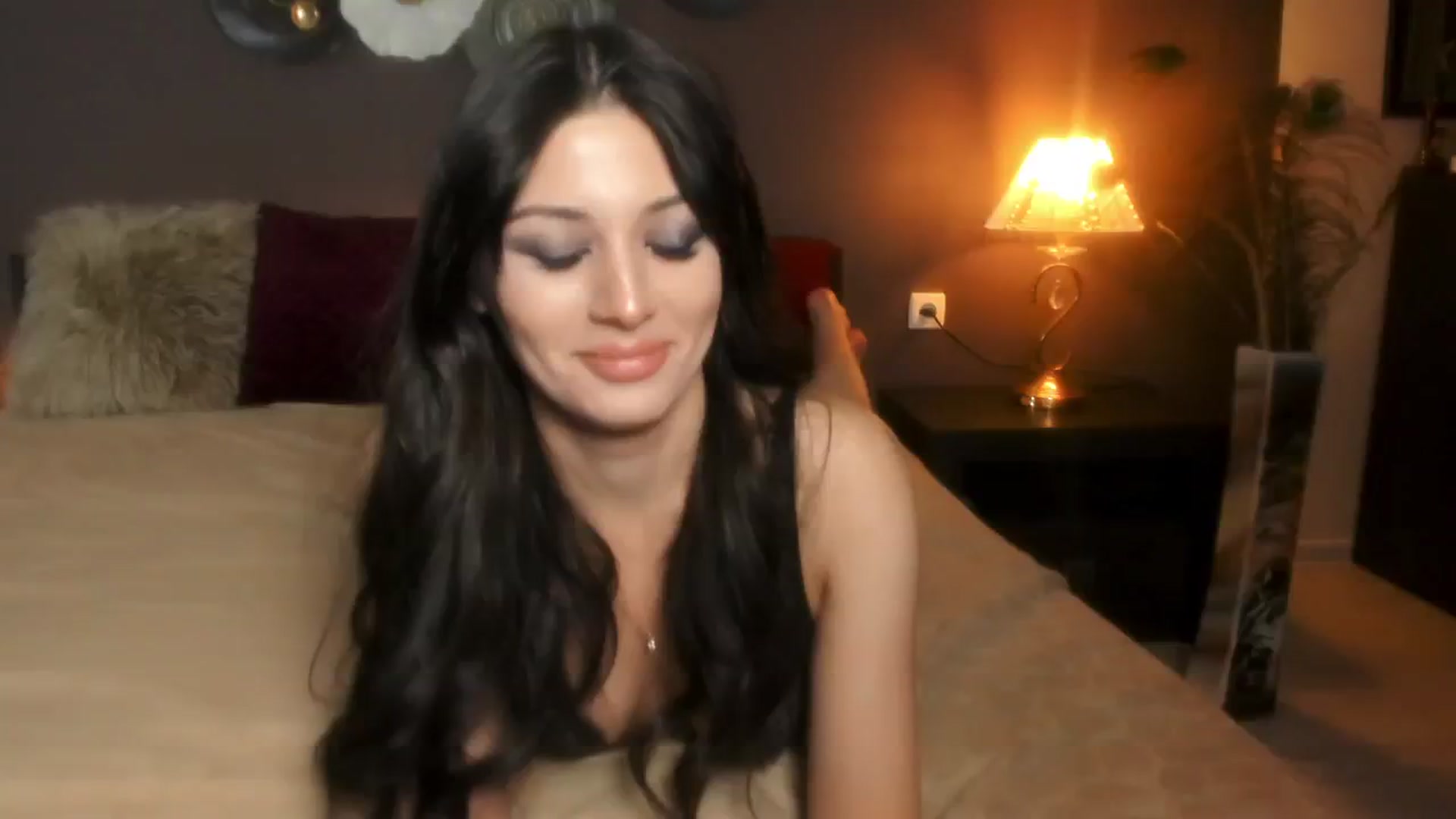 Gallery image thumbnail from Angel_on_Duty's myfreecams stream on, 05/17/2024, 22:34 image 7 of 20