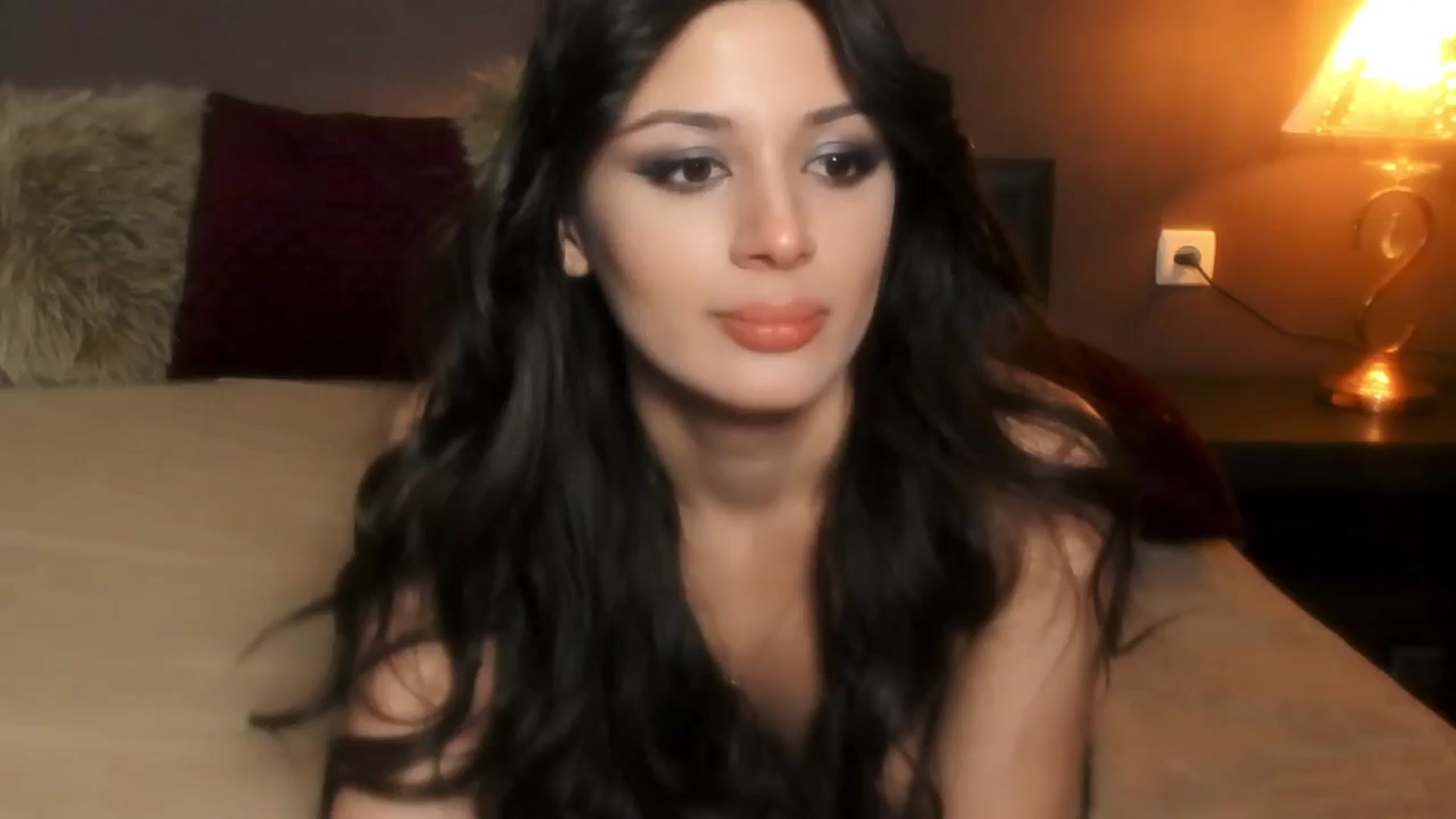 Gallery image thumbnail from Angel_on_Duty's myfreecams stream on, 05/18/2024, 24:09 image 11 of 20