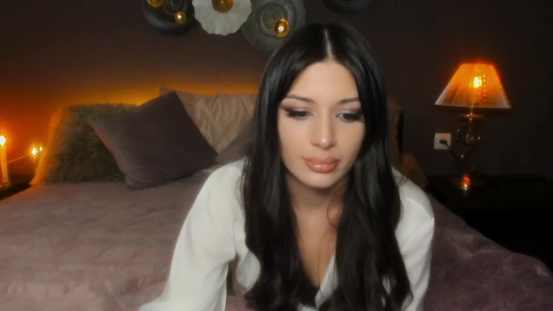 Gallery image thumbnail from Angel_on_Duty's myfreecams stream on, 05/22/2024, 20:20 image 12 of 20