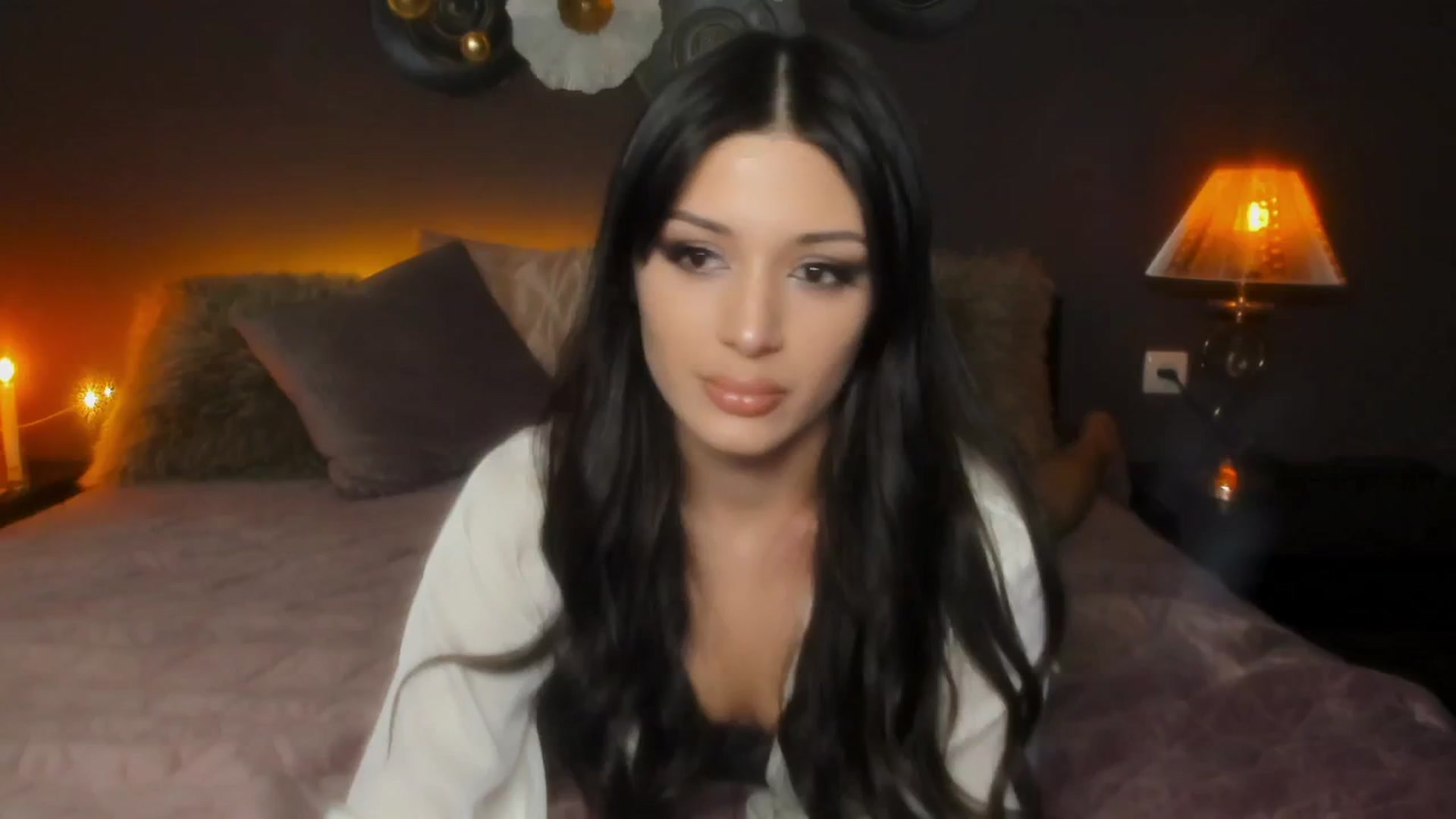 Gallery image thumbnail from Angel_on_Duty's myfreecams stream on, 05/22/2024, 20:20 image 2 of 20