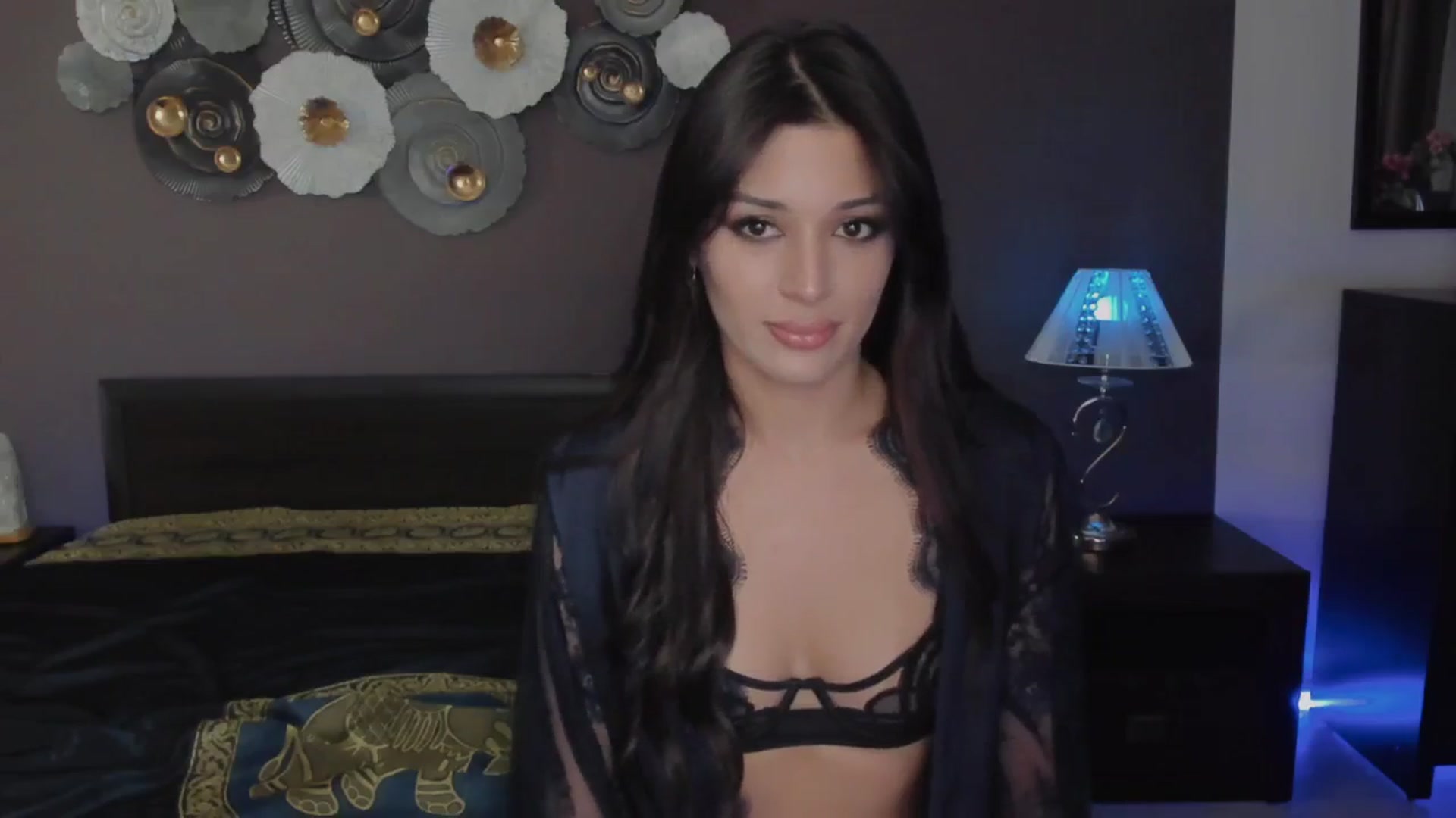 Gallery image thumbnail from Angel_on_Duty's myfreecams stream on, 06/01/2024, 21:17 image 8 of 20