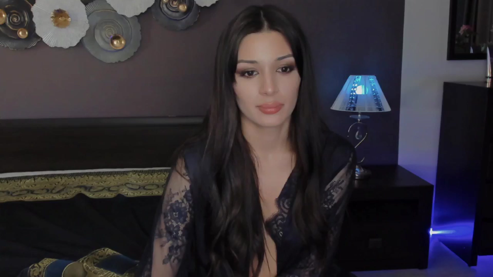 Gallery image thumbnail from Angel_on_Duty's myfreecams stream on, 06/02/2024, 02:37 image 4 of 20