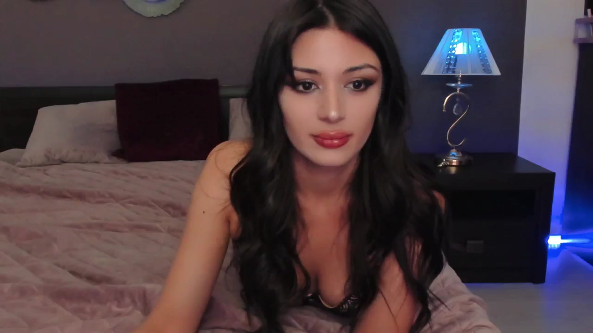 Gallery image thumbnail from Angel_on_Duty's myfreecams stream on, 06/06/2024, 21:46 image 14 of 20