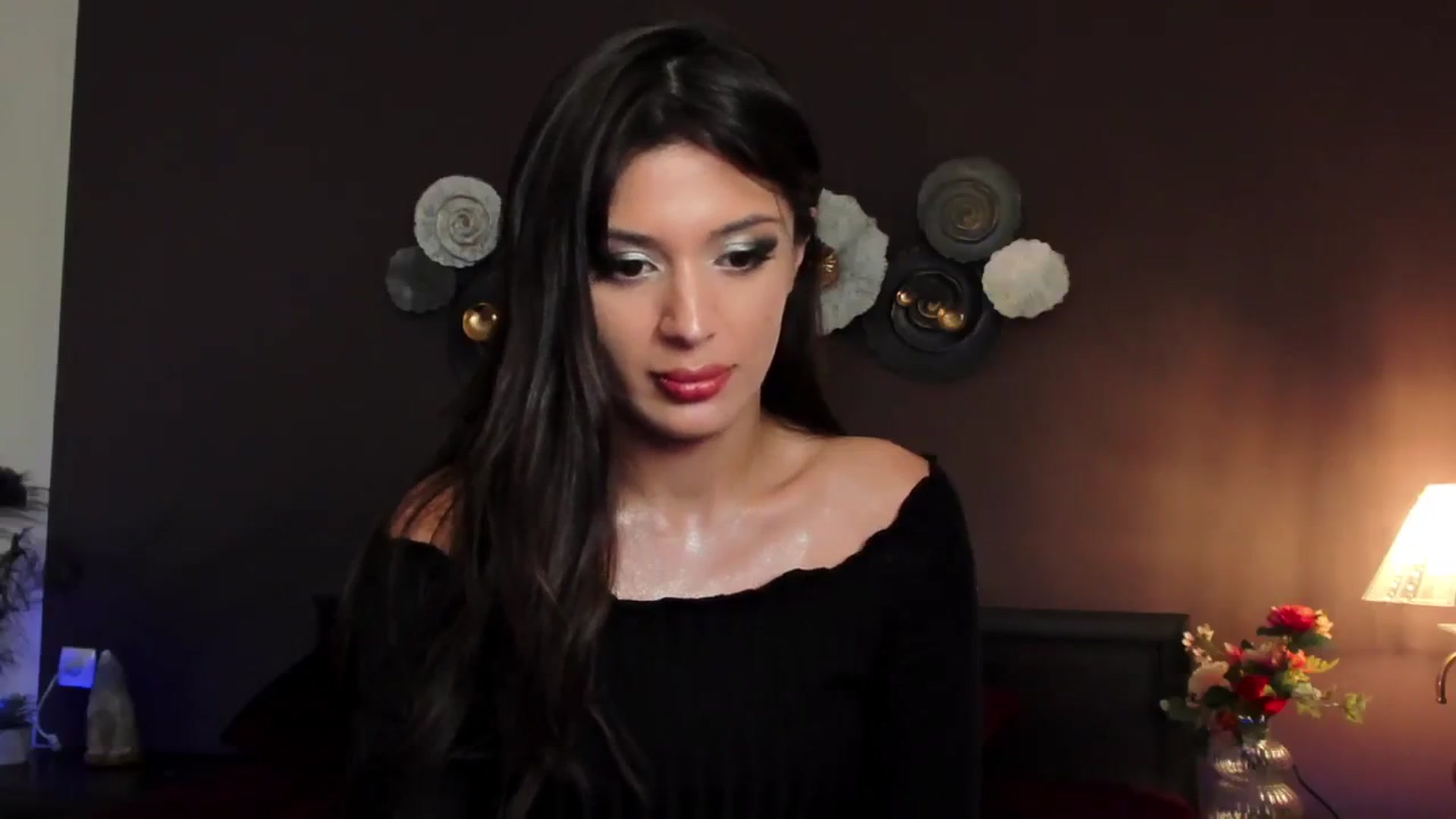 Gallery image thumbnail from Angel_on_Duty's myfreecams stream on, 07/02/2024, 23:48 image 9 of 20