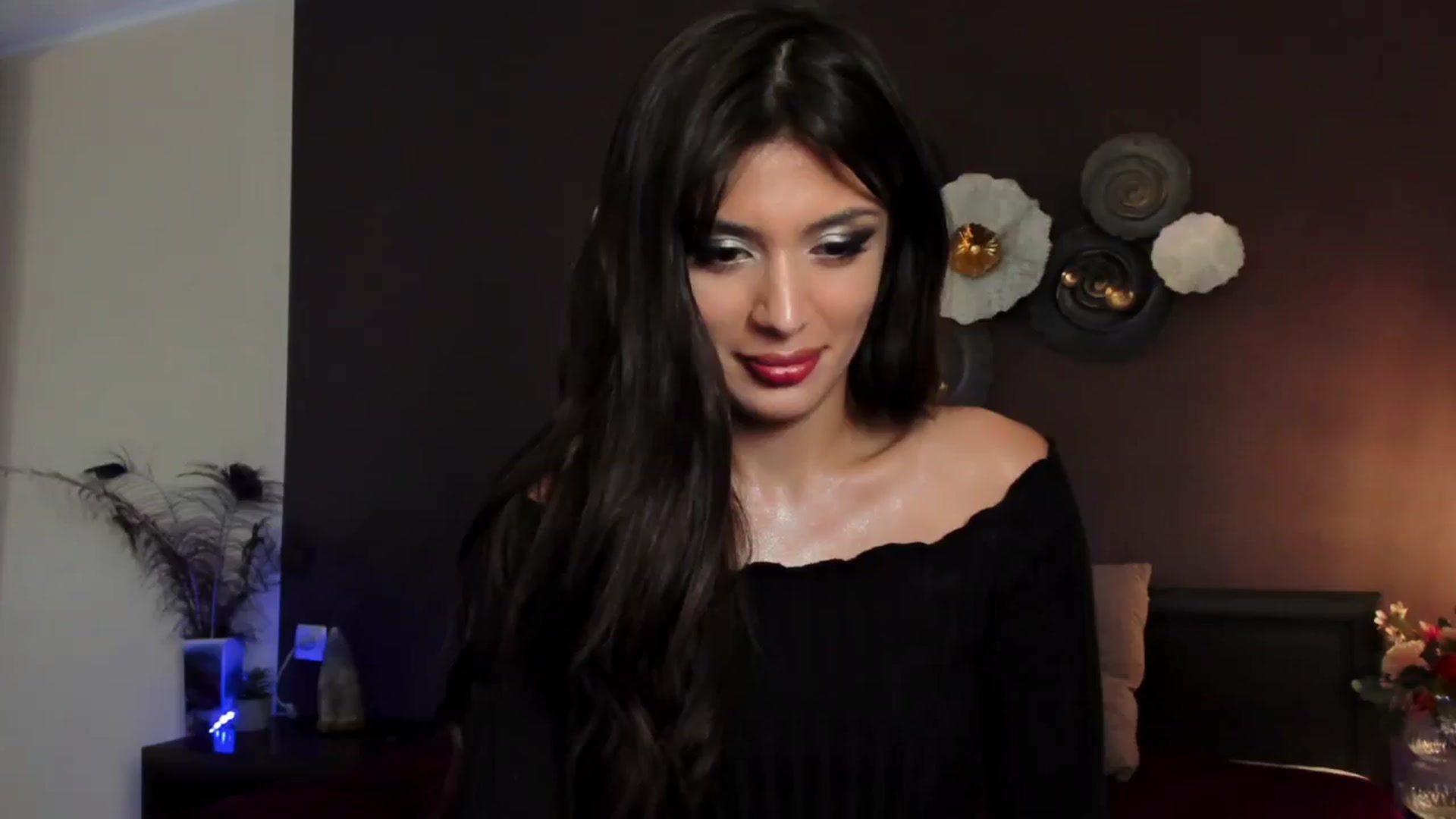 Gallery image thumbnail from Angel_on_Duty's myfreecams stream on, 07/03/2024, 24:35 image 8 of 20