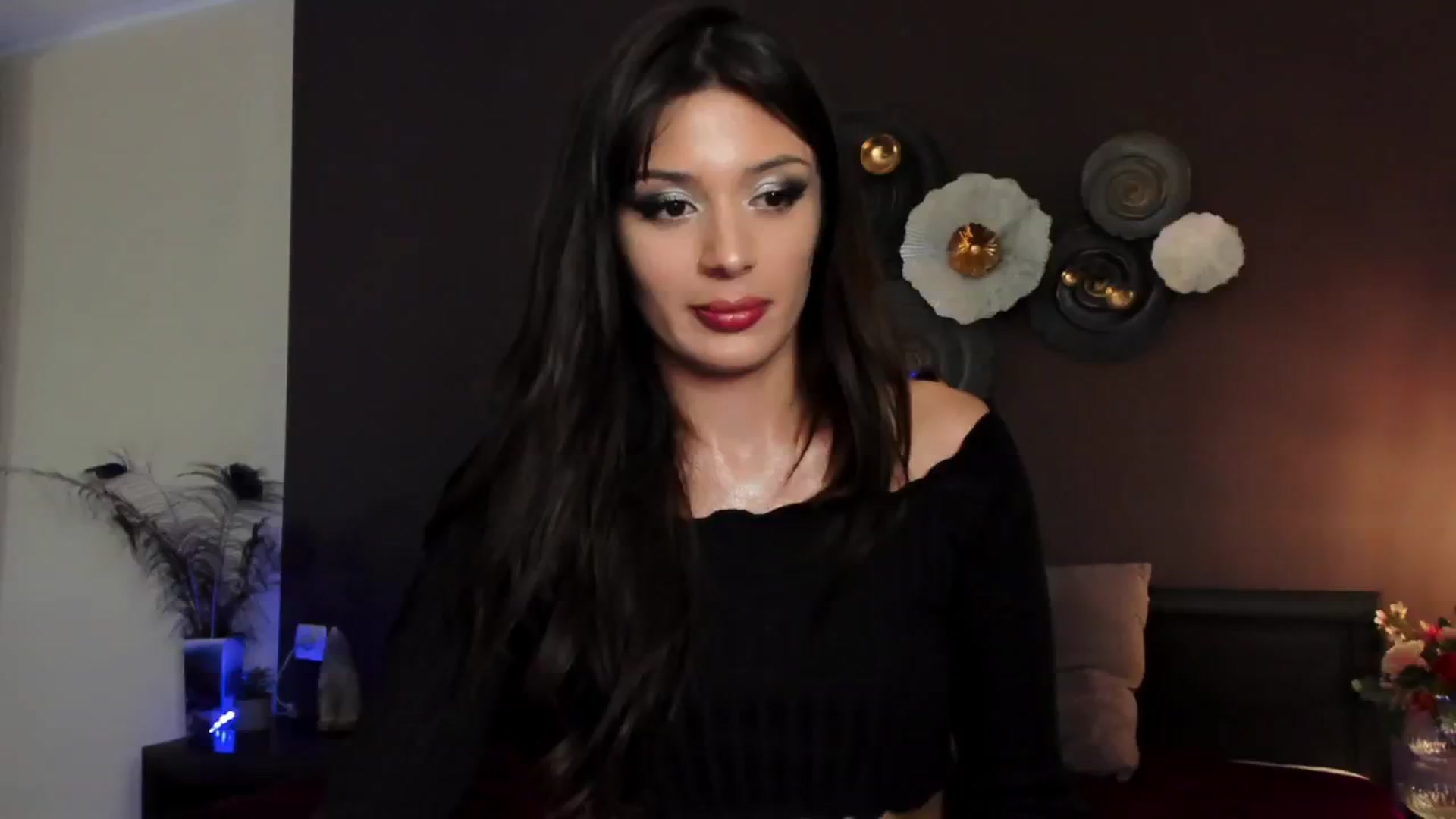 Gallery image thumbnail from Angel_on_Duty's myfreecams stream on, 07/03/2024, 24:35 image 5 of 20