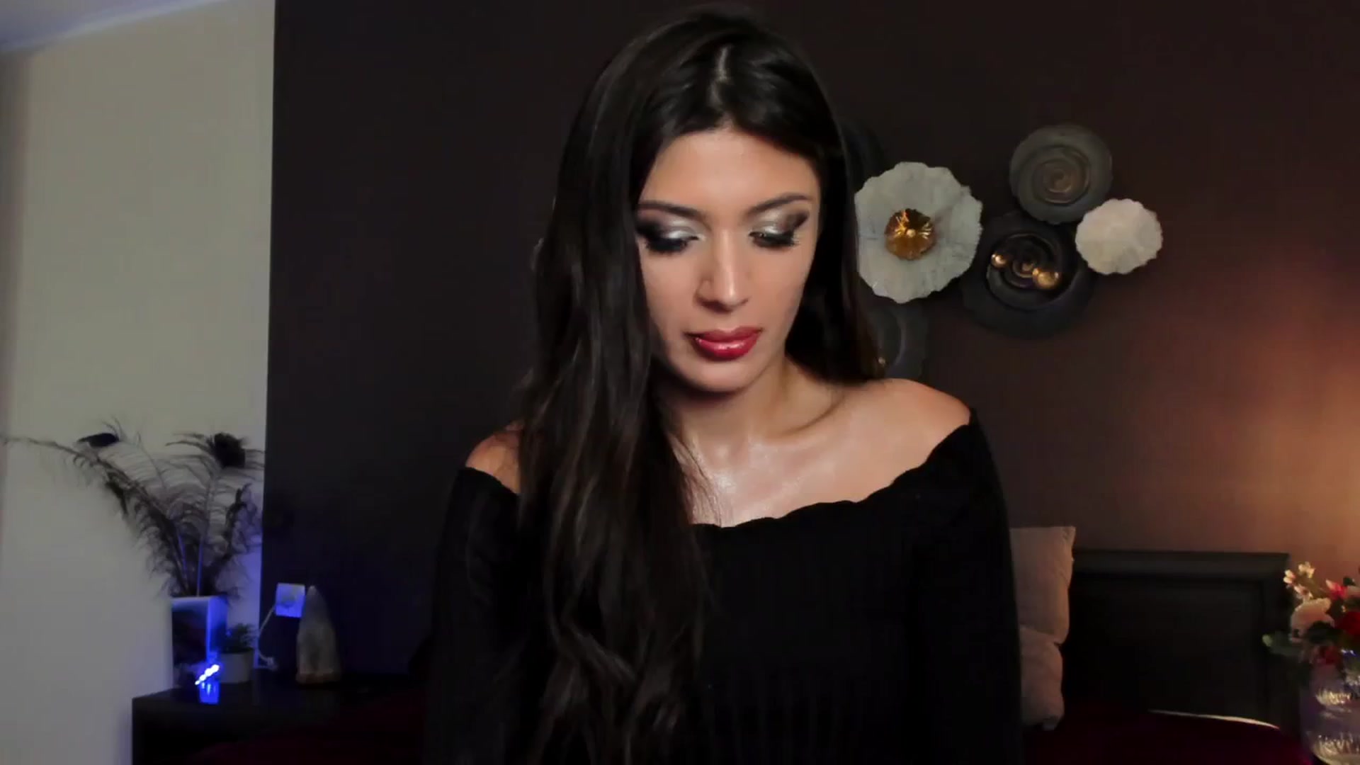 Gallery image thumbnail from Angel_on_Duty's myfreecams stream on, 07/03/2024, 24:35 image 14 of 20