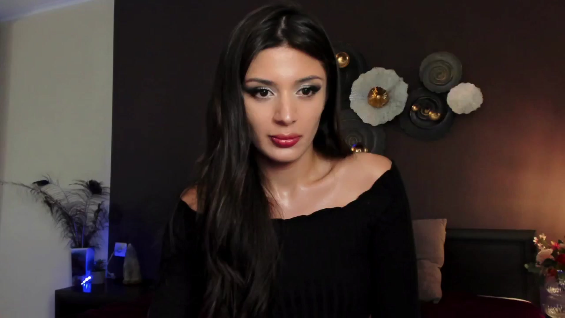Gallery image thumbnail from Angel_on_Duty's myfreecams stream on, 07/03/2024, 24:35 image 12 of 20