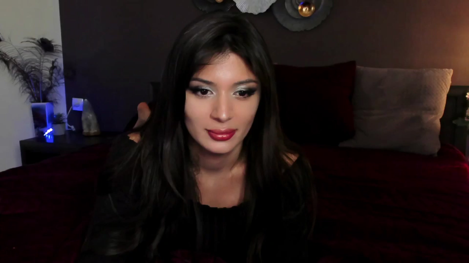 Gallery image thumbnail from Angel_on_Duty's myfreecams stream on, 07/03/2024, 02:17 image 9 of 20