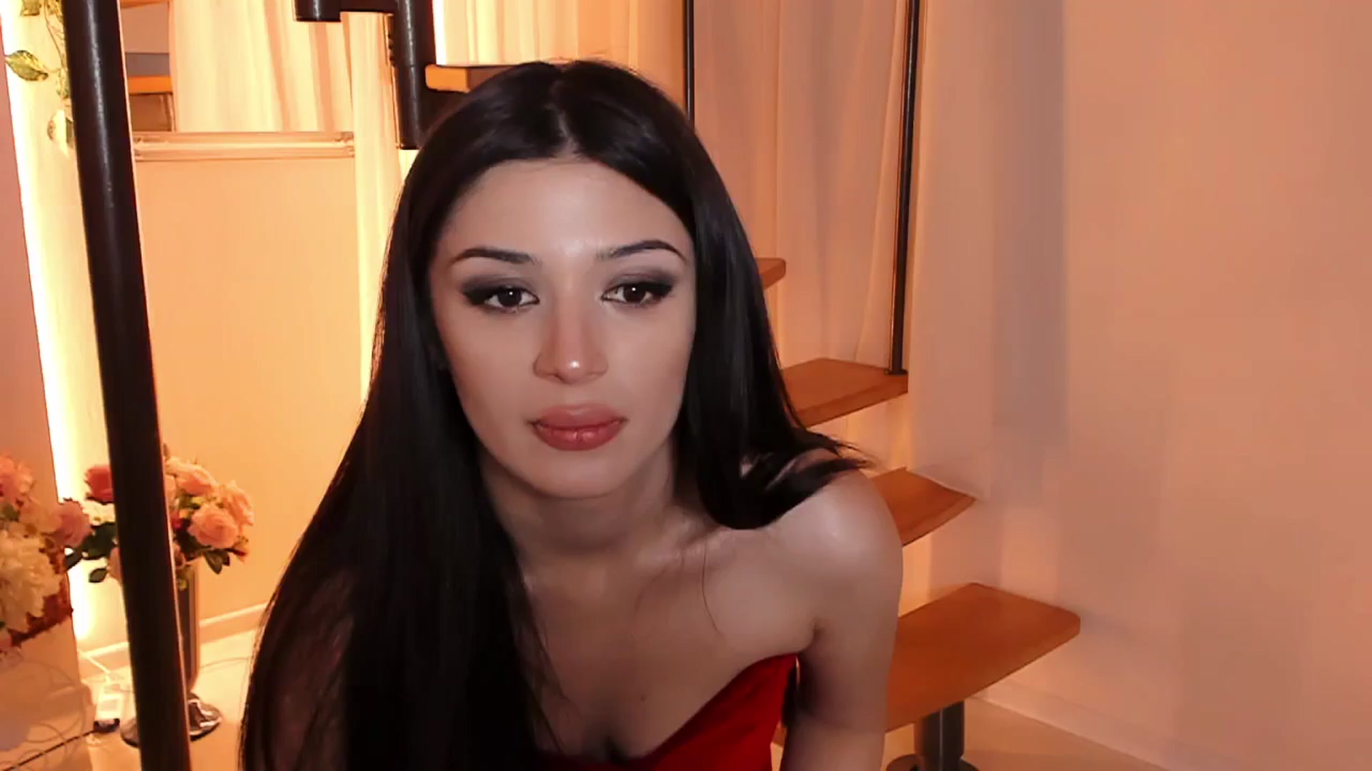 Gallery image thumbnail from Angel_on_Duty's myfreecams stream on, 07/05/2024, 24:01 image 1 of 20