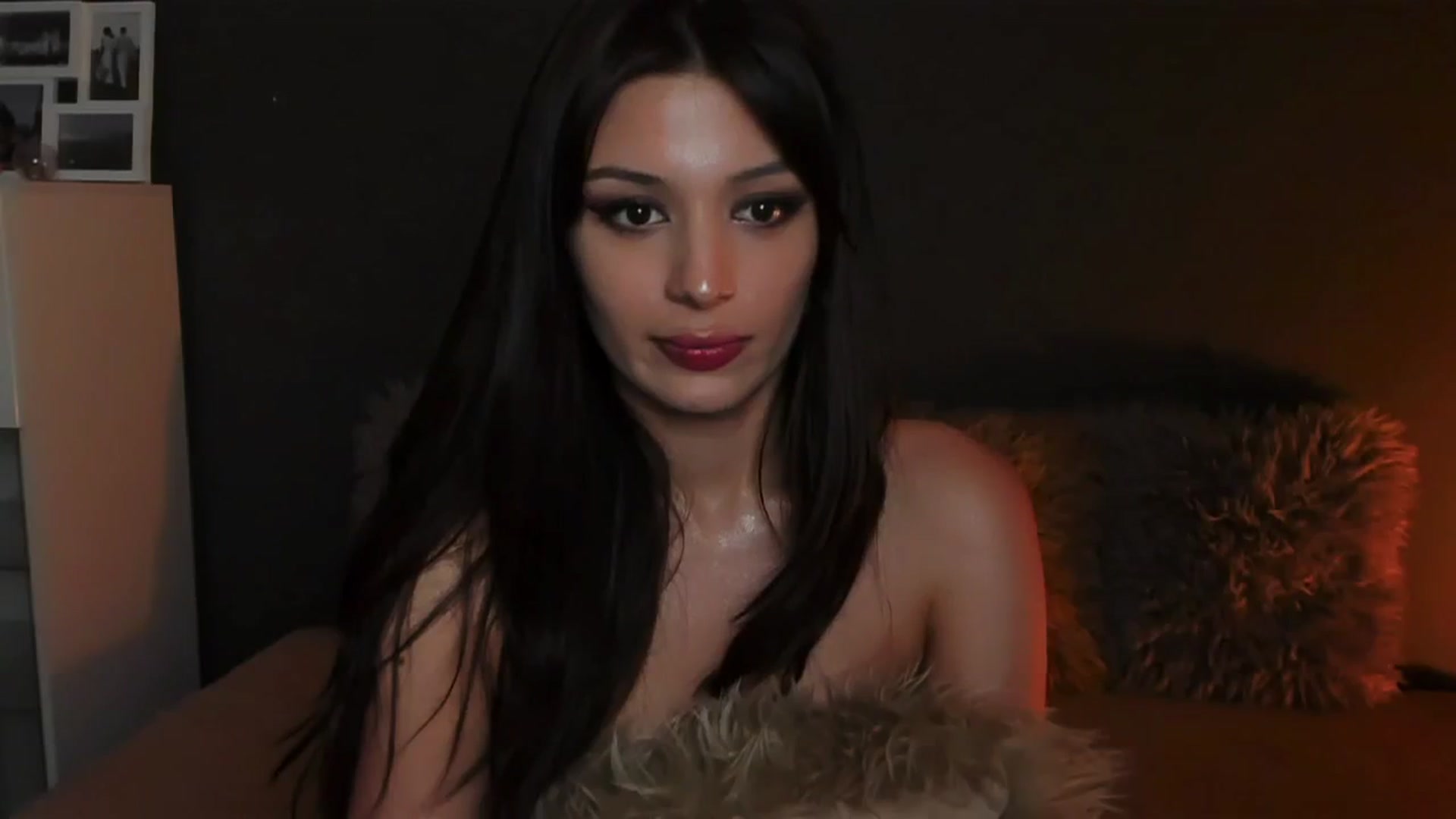 Gallery image thumbnail from Angel_on_Duty's myfreecams stream on, 07/07/2024, 24:19 image 20 of 20