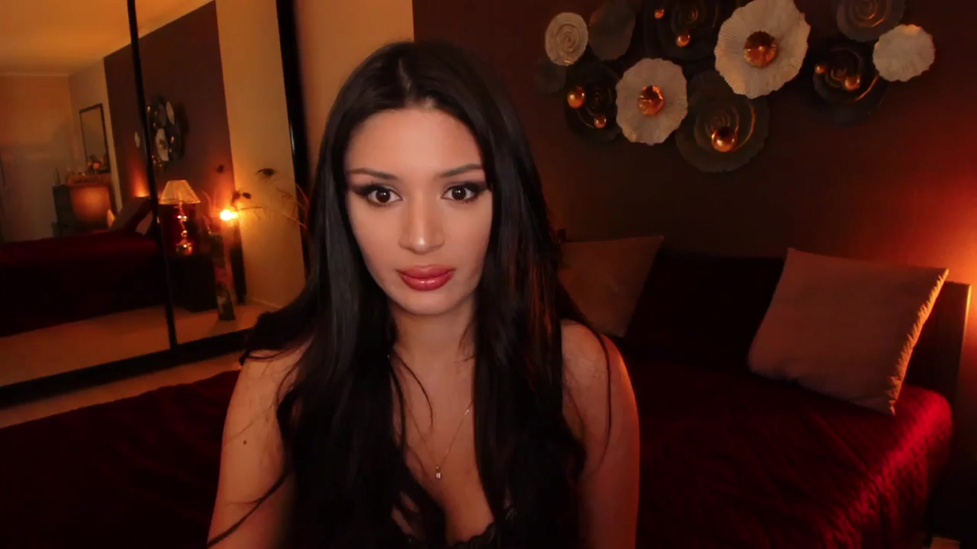 Gallery image thumbnail from Angel_on_Duty's myfreecams stream on, 07/23/2024, 21:02 image 4 of 20