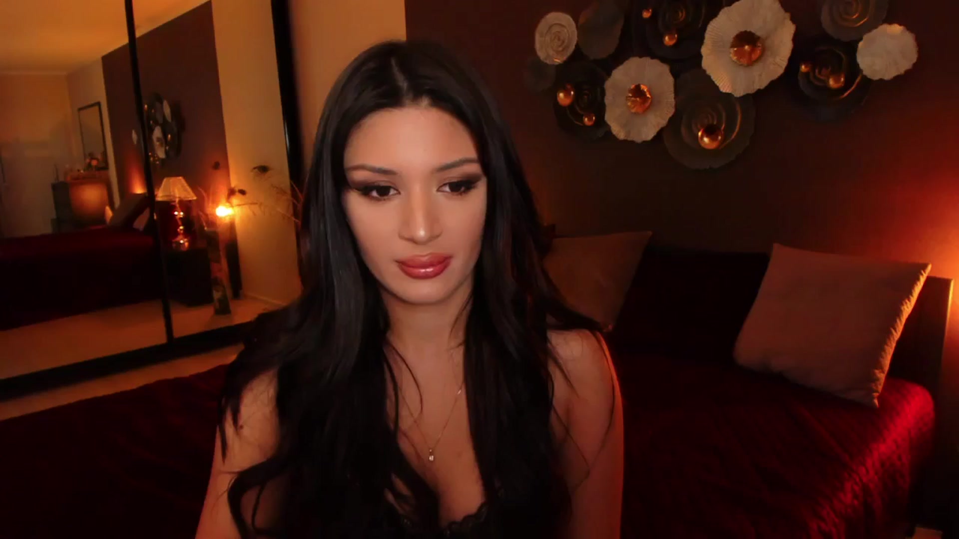 Gallery image thumbnail from Angel_on_Duty's myfreecams stream on, 07/23/2024, 21:02 image 2 of 20