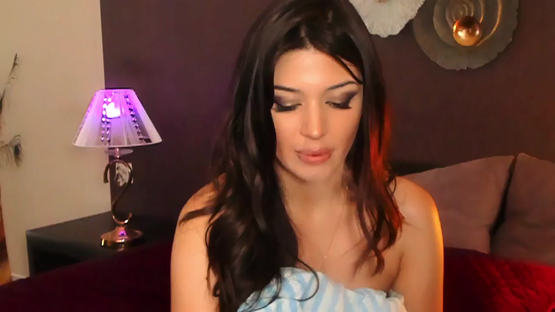 Gallery image thumbnail from Angel_on_Duty's myfreecams stream on, 07/25/2024, 23:47 image 13 of 20