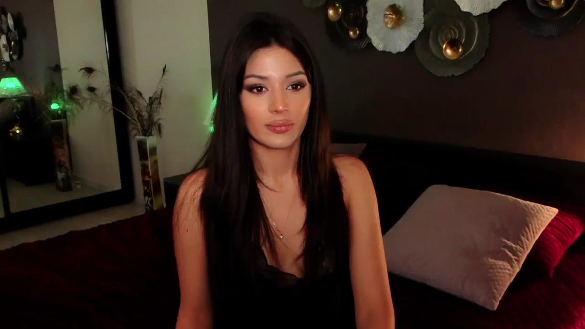 Gallery image thumbnail from Angel_on_Duty's myfreecams stream on, 07/26/2024, 23:03 image 10 of 20