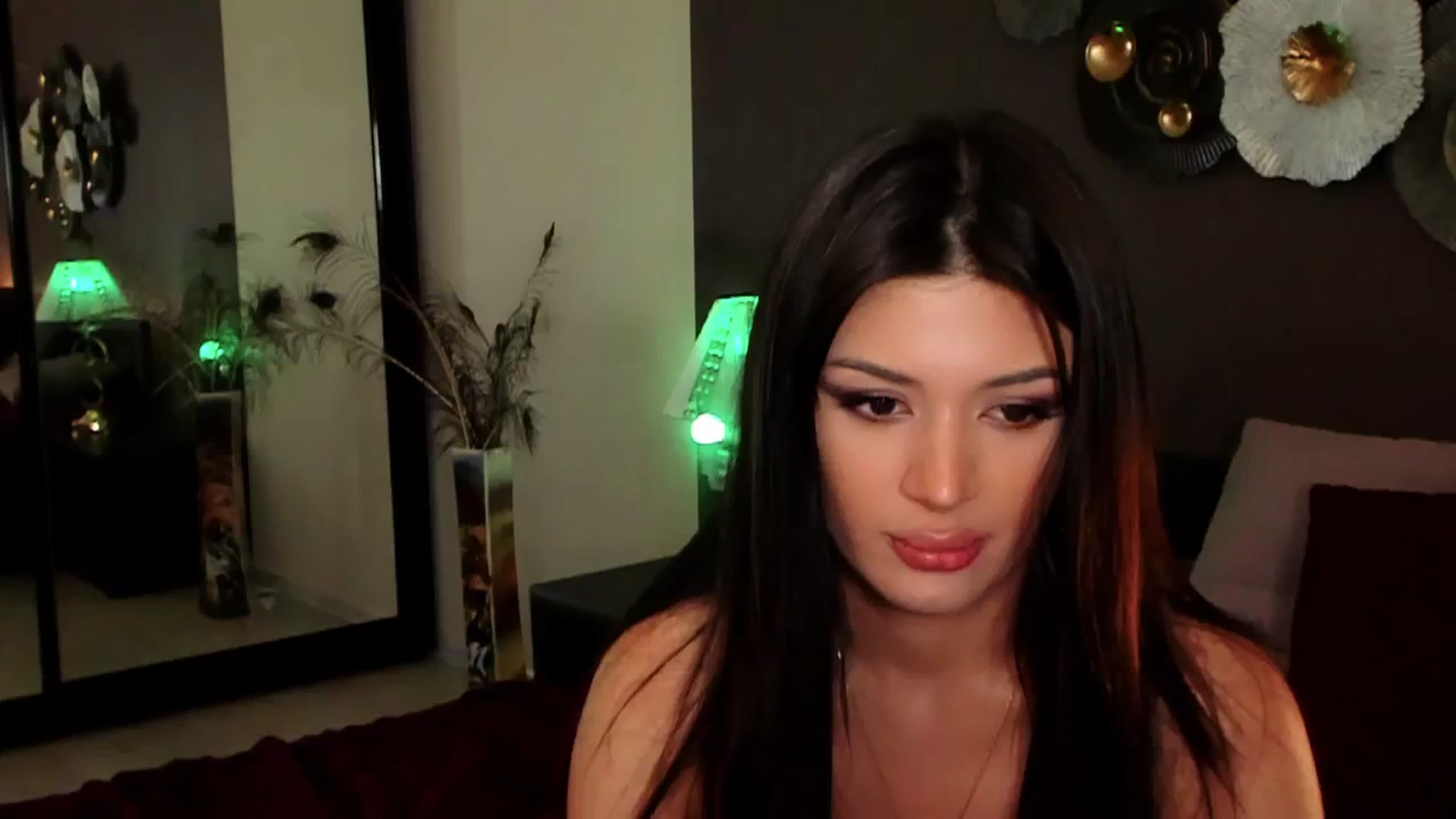 Gallery image thumbnail from Angel_on_Duty's myfreecams stream on, 07/27/2024, 24:37 image 1 of 20