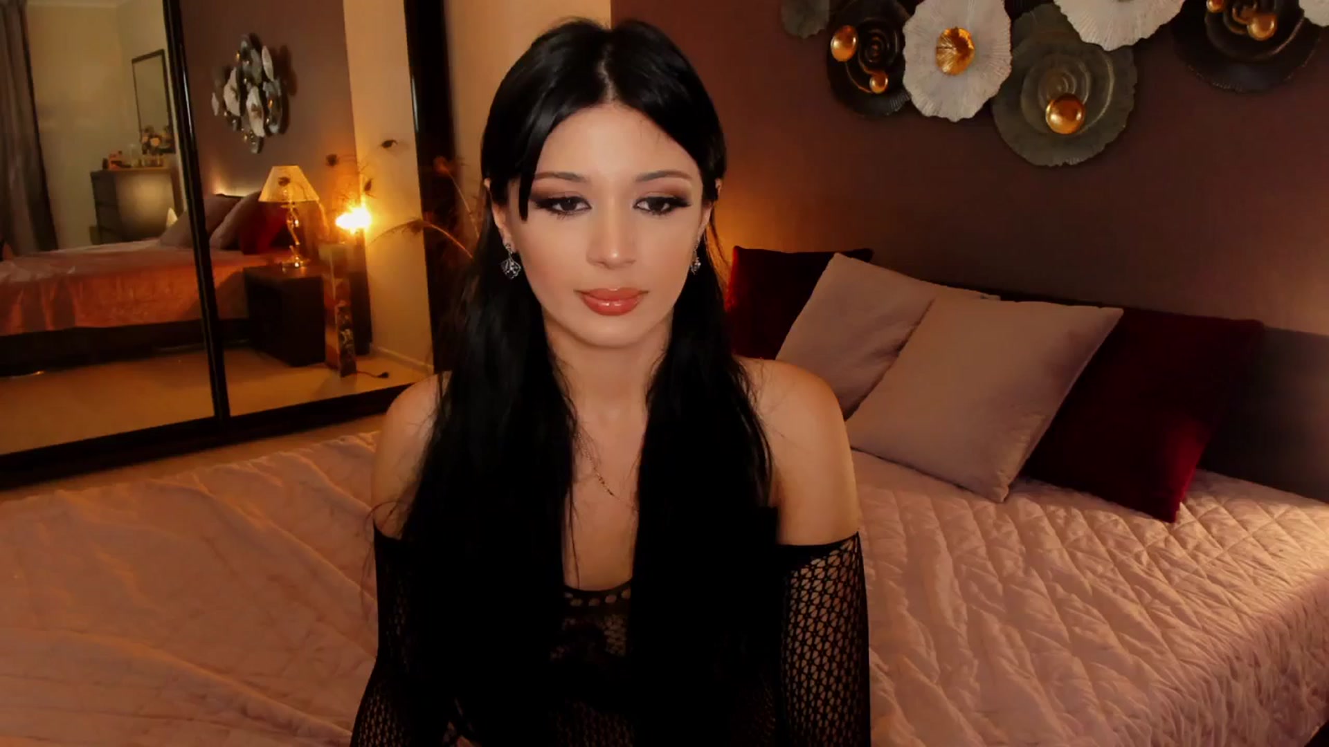 Gallery image thumbnail from Angel_on_Duty's myfreecams stream on, 08/03/2024, 20:39 image 18 of 20