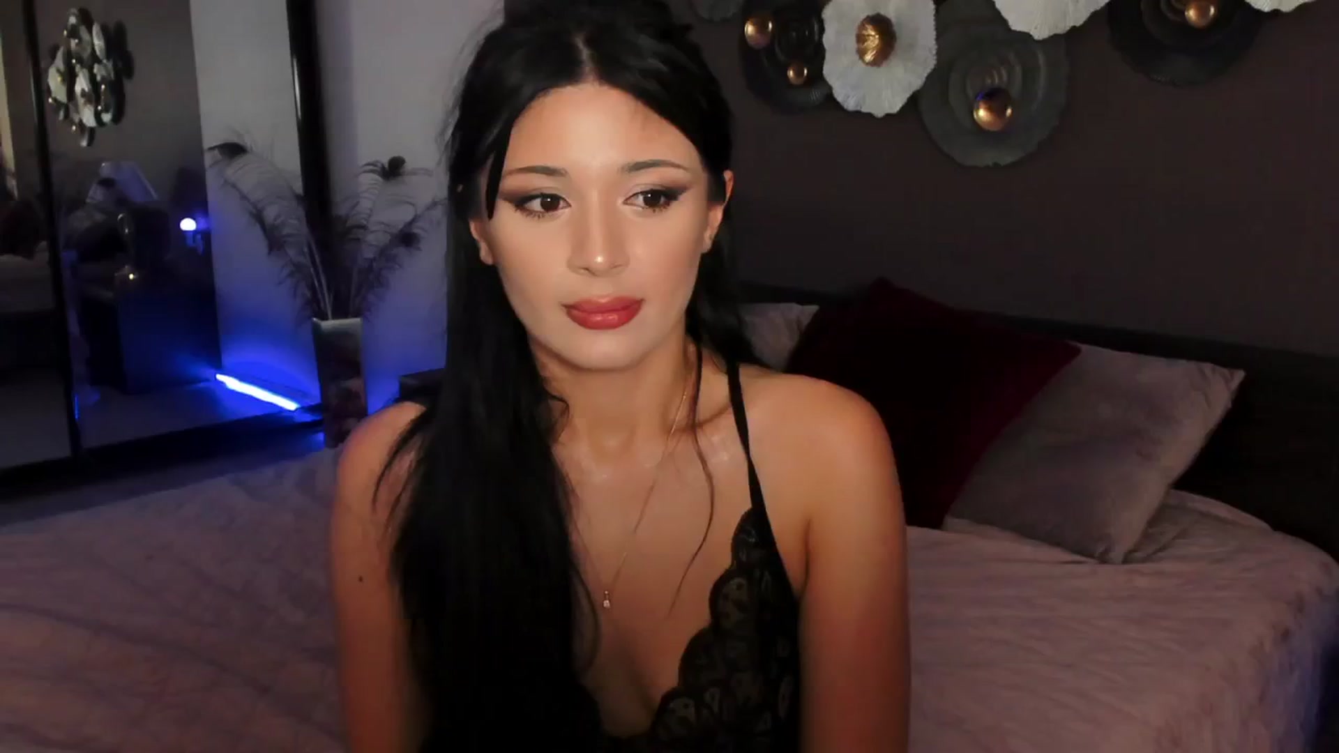 Gallery image thumbnail from Angel_on_Duty's myfreecams stream on, 08/11/2024, 21:50 image 20 of 20