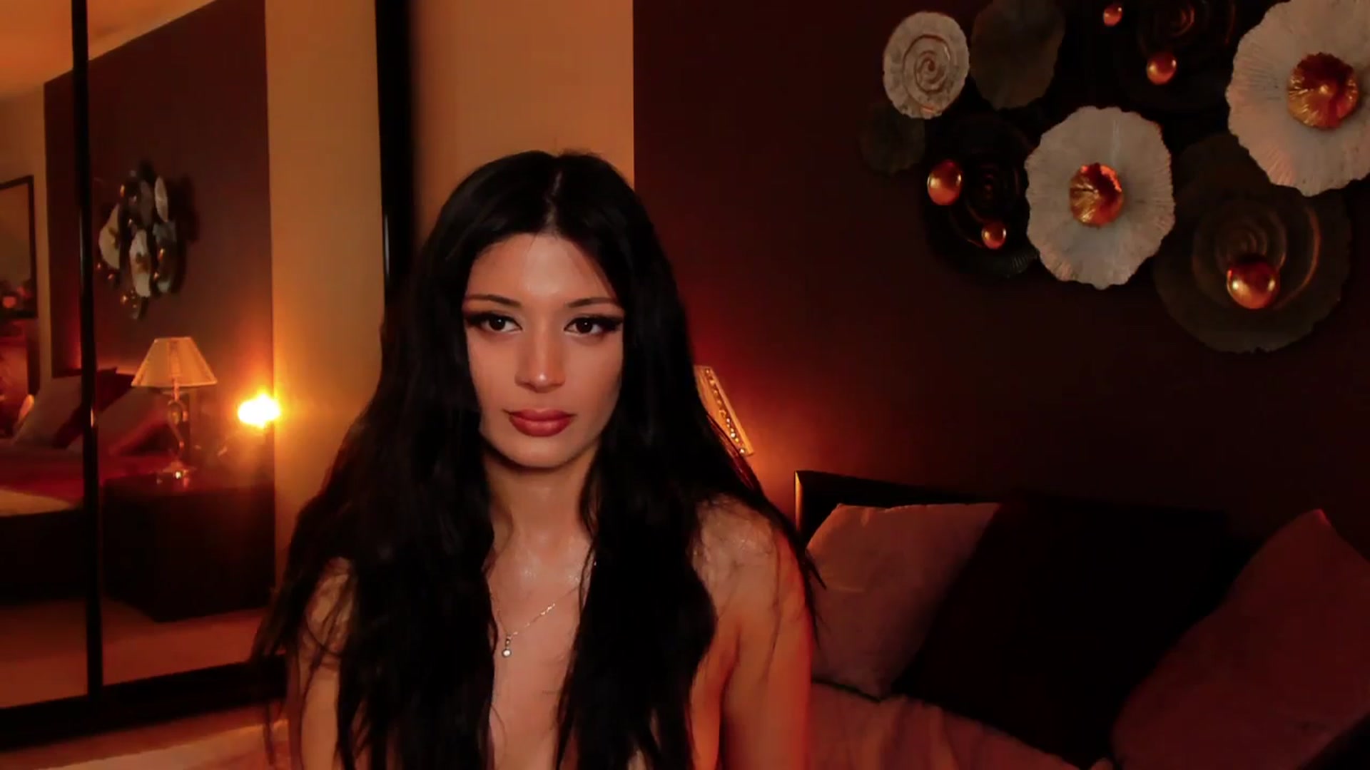 Gallery image thumbnail from Angel_on_Duty's myfreecams stream on, 08/22/2024, 22:44 image 14 of 20