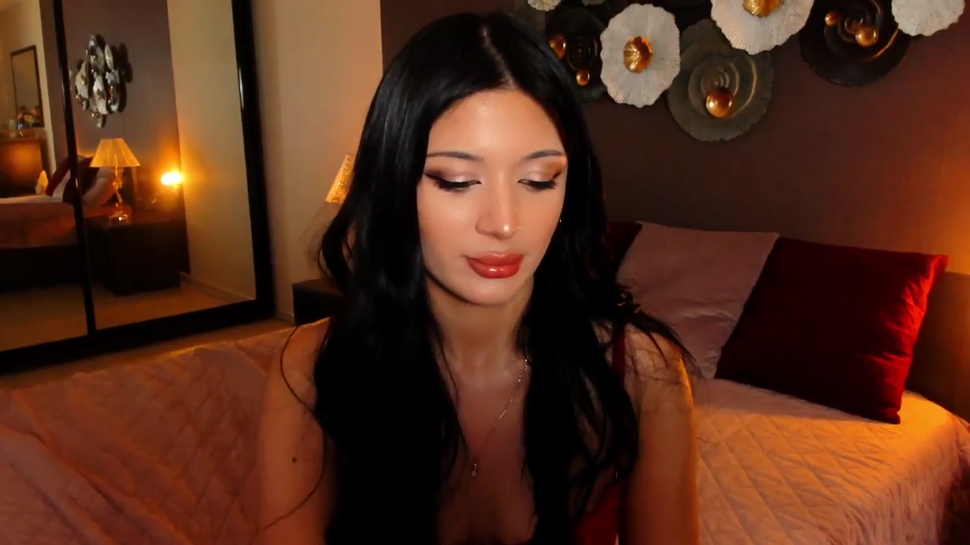 Gallery image thumbnail from Angel_on_Duty's myfreecams stream on, 08/25/2024, 24:01 image 9 of 20