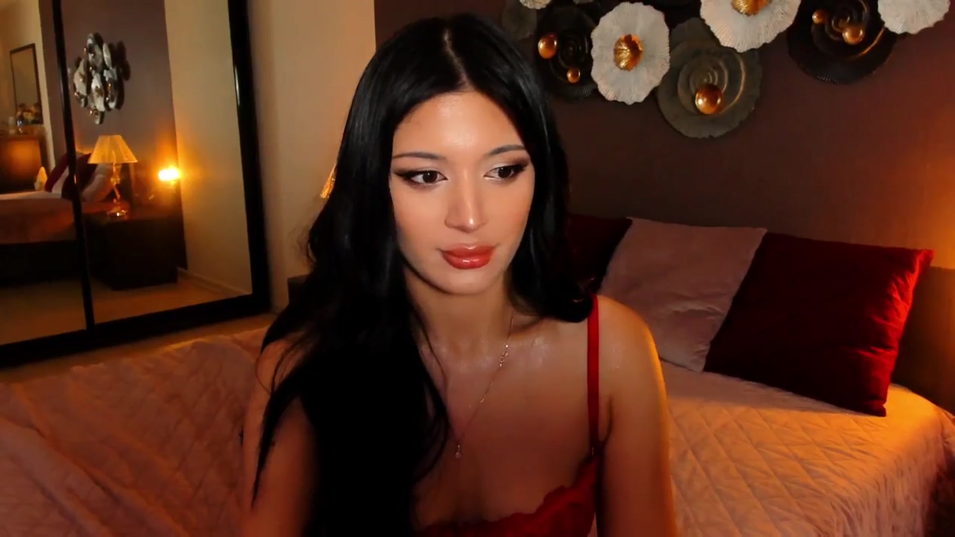 Gallery image thumbnail from Angel_on_Duty's myfreecams stream on, 08/25/2024, 24:01 image 12 of 20
