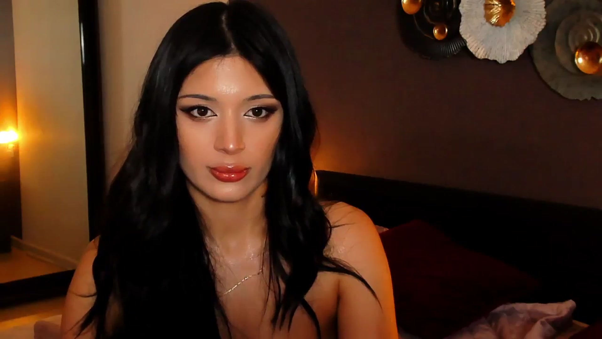 Gallery image thumbnail from Angel_on_Duty's myfreecams stream on, 08/25/2024, 01:21 image 15 of 20
