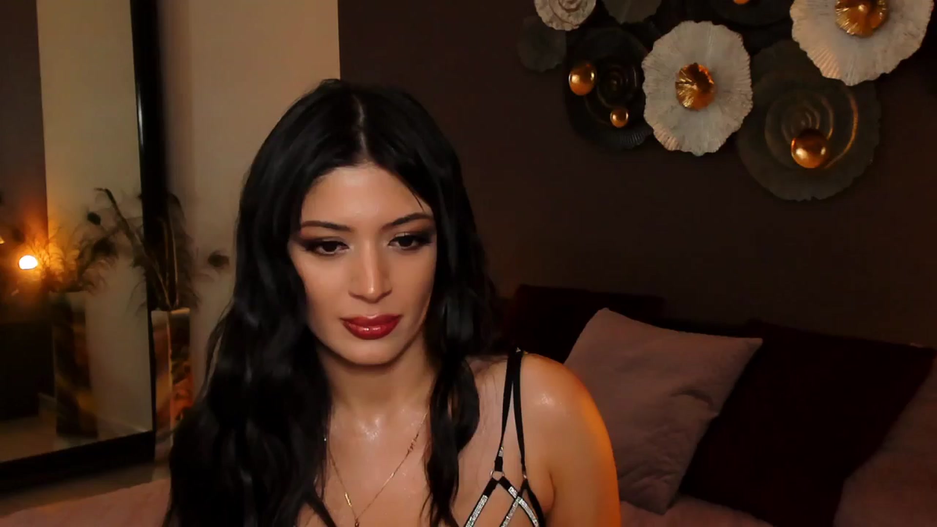 Gallery image thumbnail from Angel_on_Duty's myfreecams stream on, 09/02/2024, 22:03 image 16 of 20