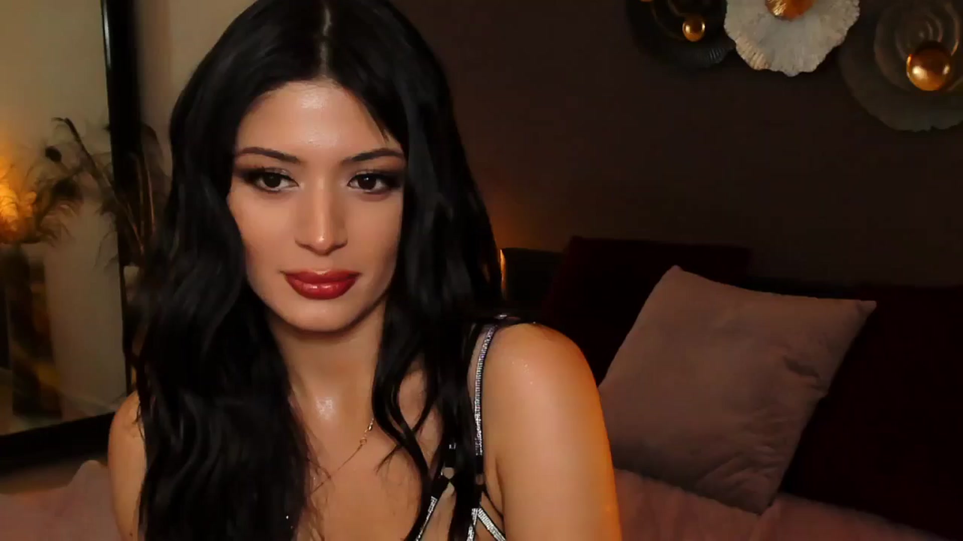 Gallery image thumbnail from Angel_on_Duty's myfreecams stream on, 09/02/2024, 23:03 image 20 of 20
