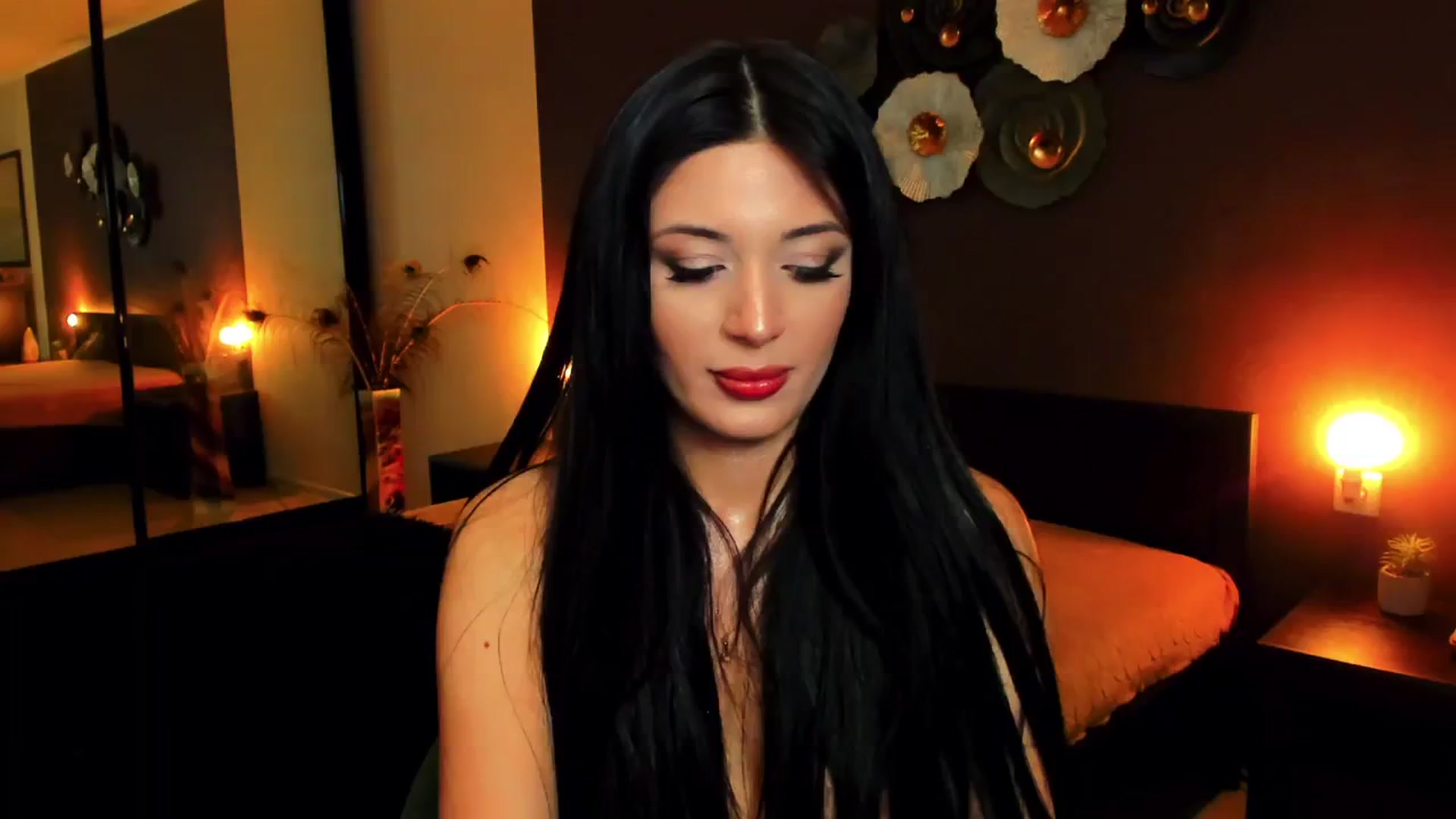 Gallery image thumbnail from Angel_on_Duty's myfreecams stream on, 10/17/2024, 22:31 image 11 of 20