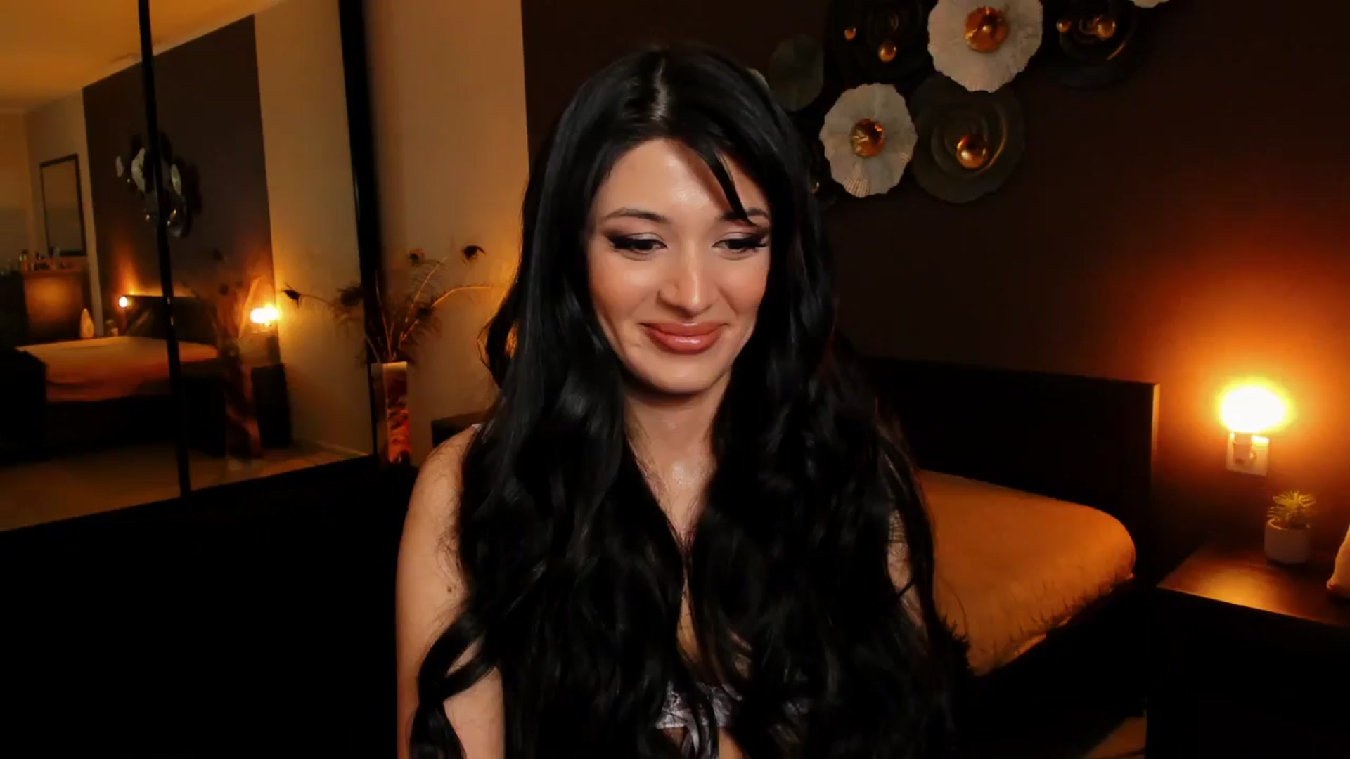 Gallery image thumbnail from Angel_on_Duty's myfreecams stream on, 10/20/2024, 22:02 image 6 of 20
