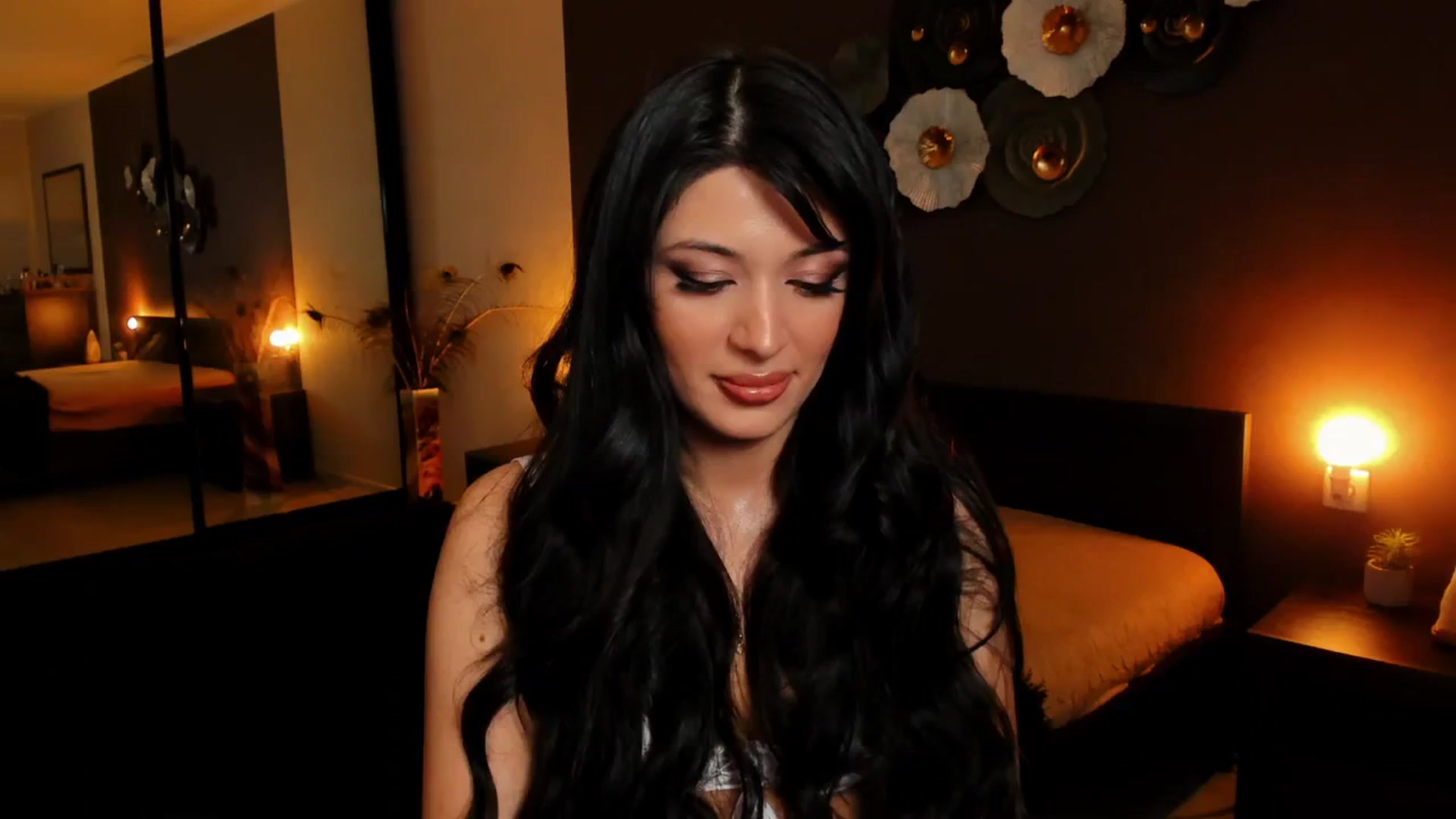 Gallery image thumbnail from Angel_on_Duty's myfreecams stream on, 10/20/2024, 22:02 image 10 of 20