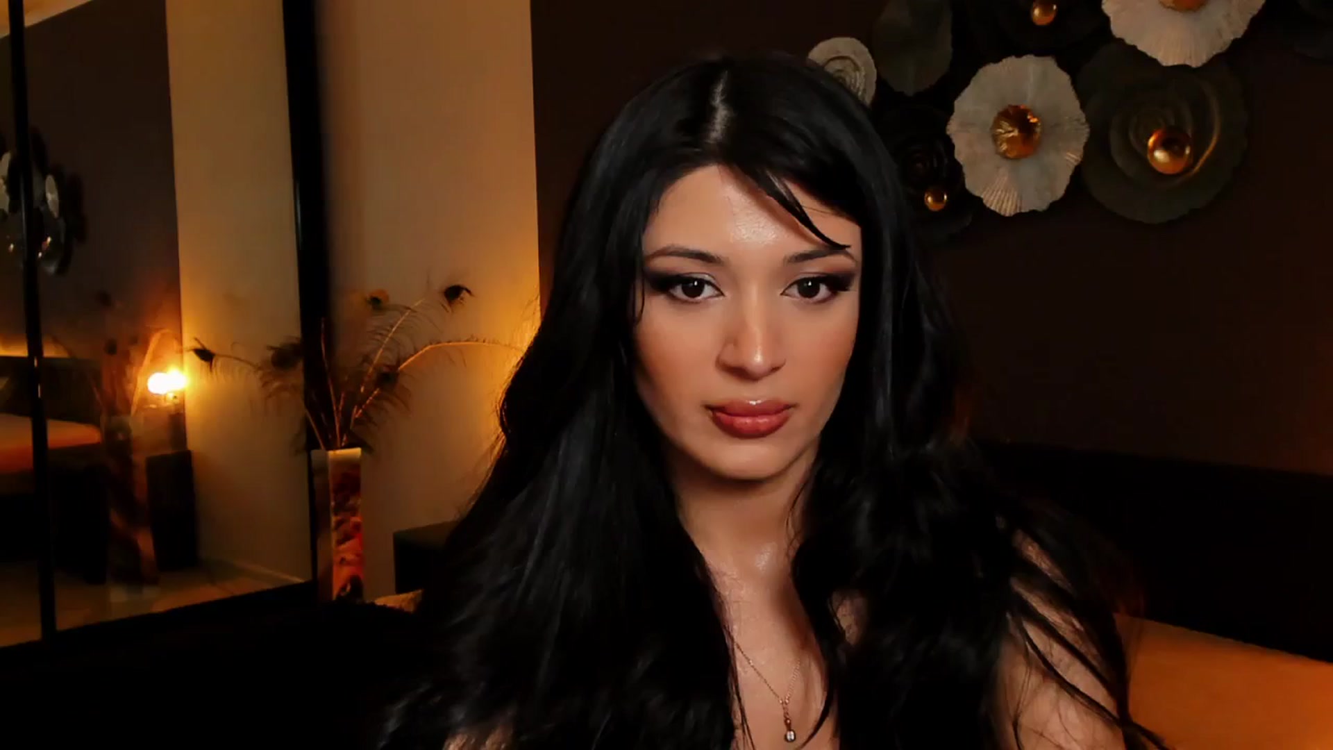 Gallery image thumbnail from Angel_on_Duty's myfreecams stream on, 10/20/2024, 22:34 image 1 of 20