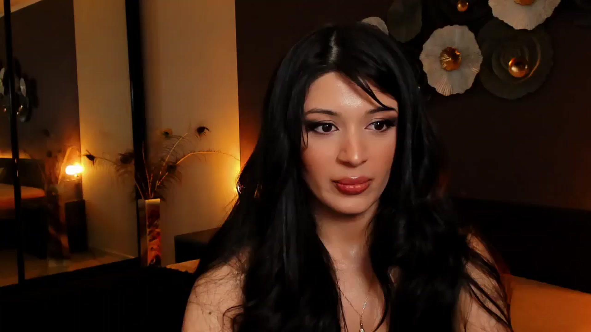 Gallery image thumbnail from Angel_on_Duty's myfreecams stream on, 10/20/2024, 22:34 image 12 of 20