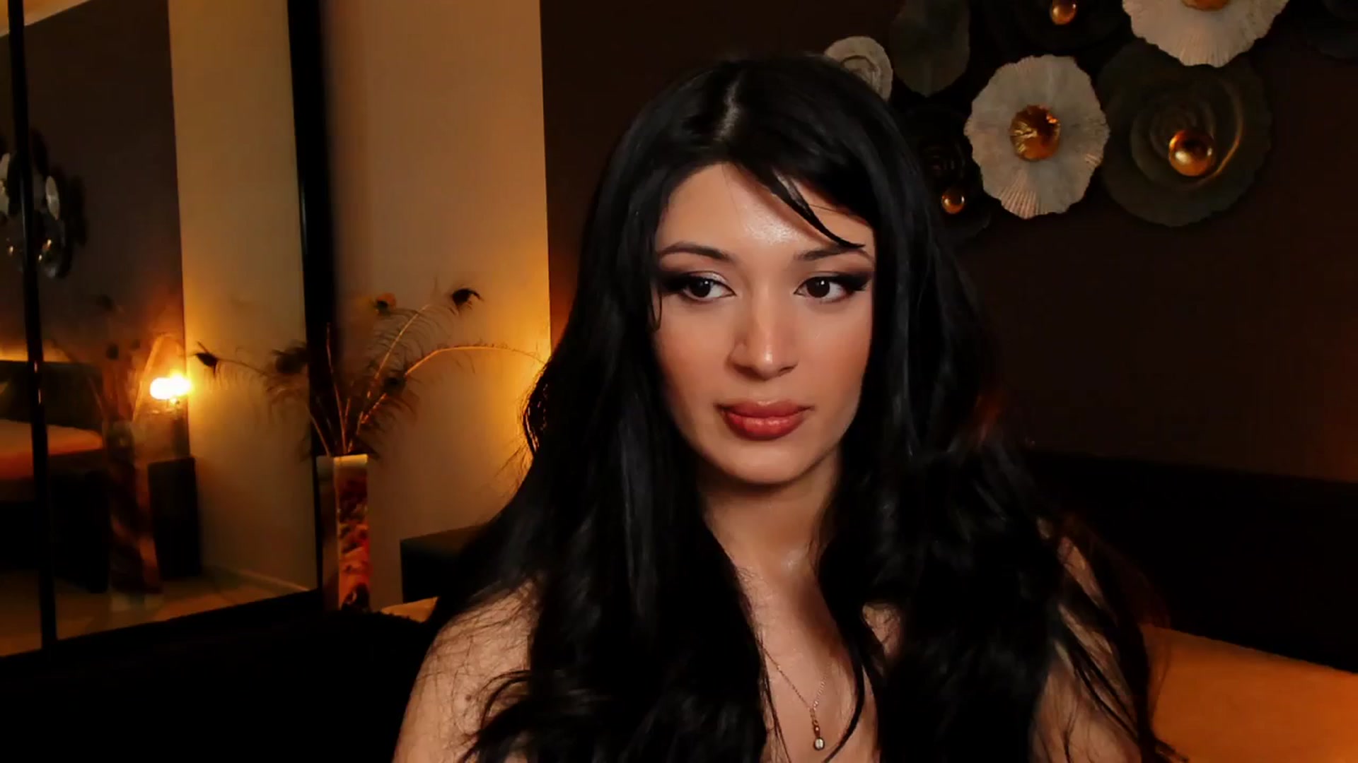 Gallery image thumbnail from Angel_on_Duty's myfreecams stream on, 10/20/2024, 22:34 image 5 of 20