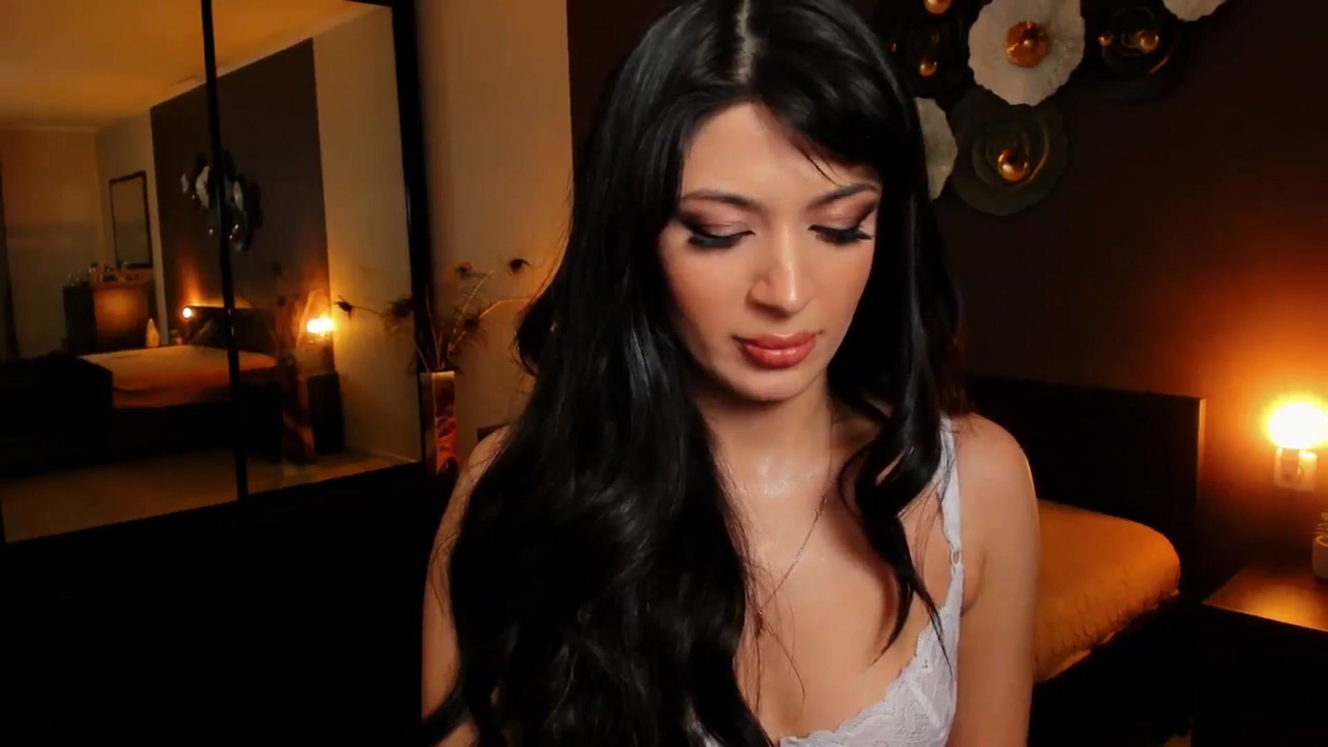 Gallery image thumbnail from Angel_on_Duty's myfreecams stream on, 10/20/2024, 23:23 image 5 of 20