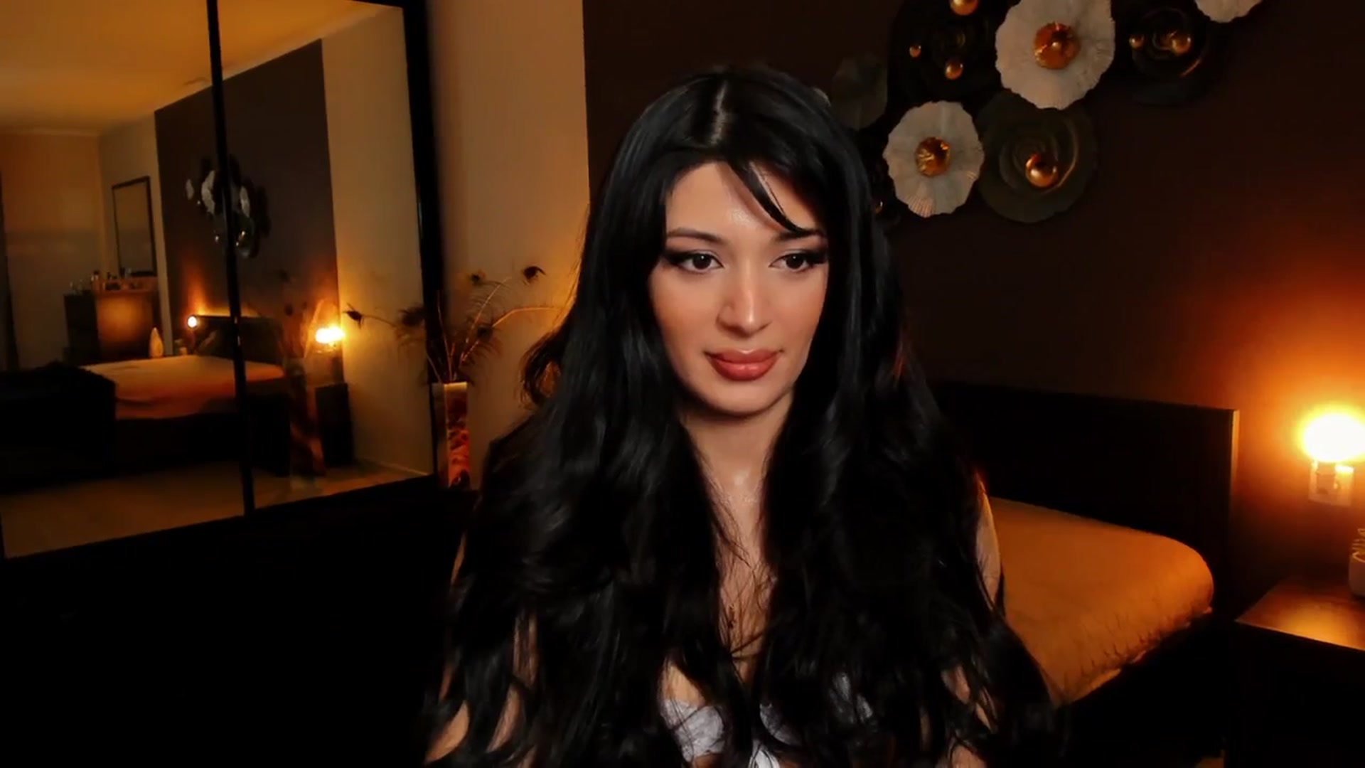 Gallery image thumbnail from Angel_on_Duty's myfreecams stream on, 10/20/2024, 23:23 image 14 of 20