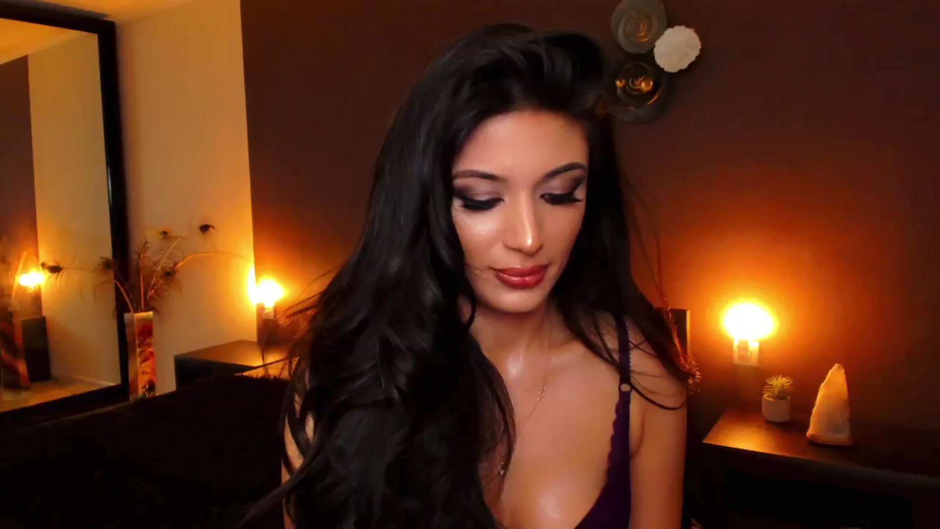 Gallery image thumbnail from Angel_on_Duty's myfreecams stream on, 10/21/2024, 22:10 image 2 of 20