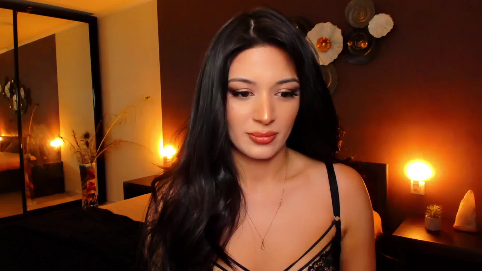 Gallery image thumbnail from Angel_on_Duty's myfreecams stream on, 10/24/2024, 21:55 image 4 of 20
