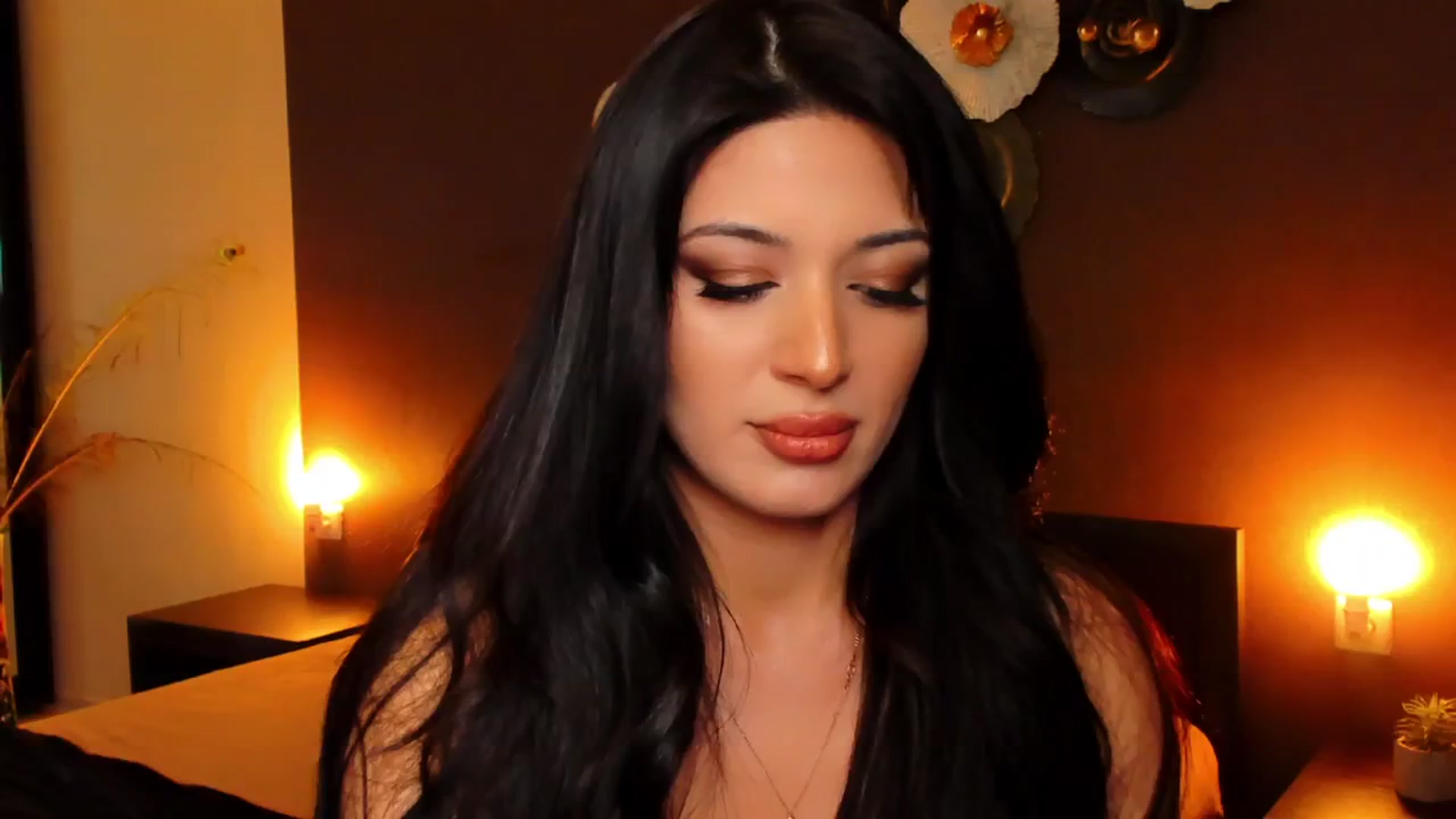 Gallery image thumbnail from Angel_on_Duty's myfreecams stream on, 10/24/2024, 21:55 image 11 of 20