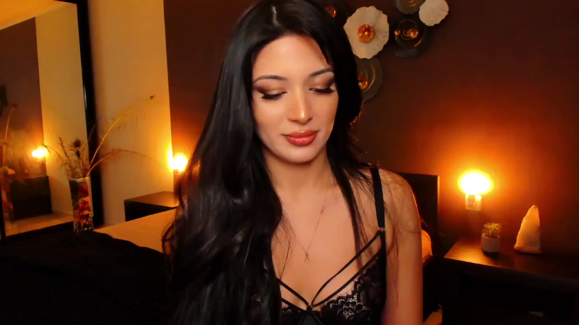 Gallery image thumbnail from Angel_on_Duty's myfreecams stream on, 10/24/2024, 21:55 image 18 of 20